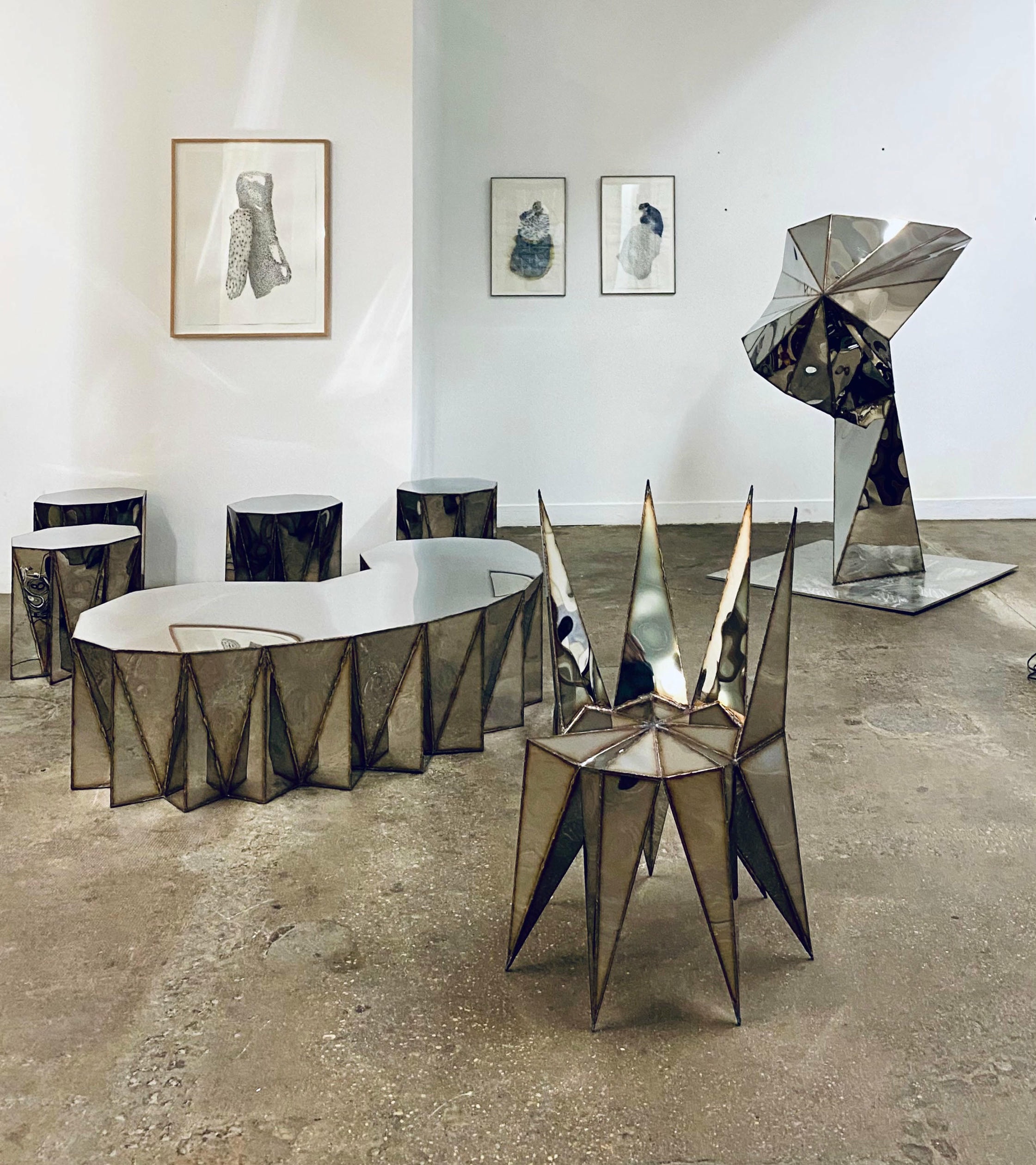 Transmission Sculpture in Welded Mirror Polished Stainless Steel by Julian Mayor 11