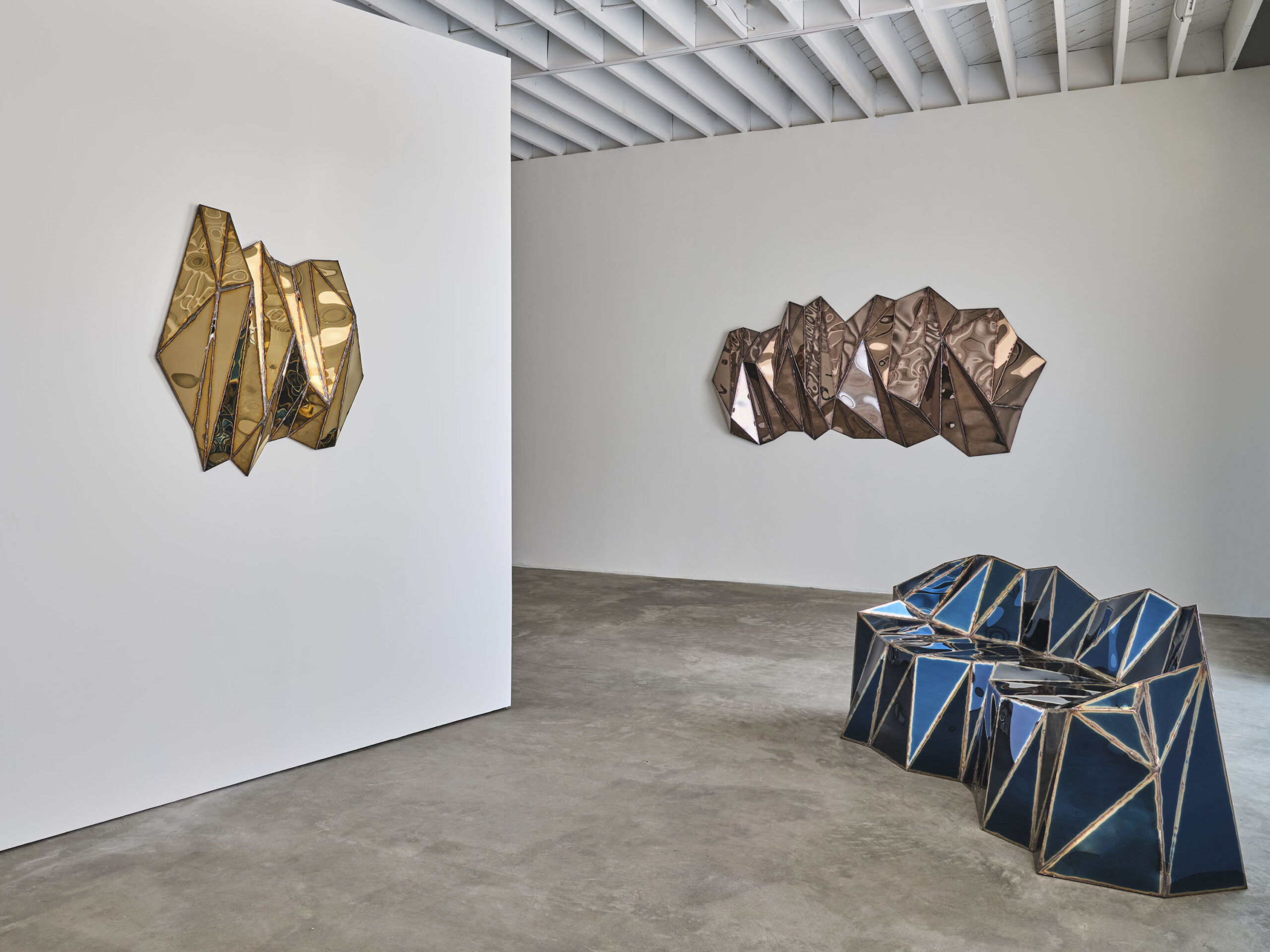 Wing Small Wall Piece in Welded Mirror Polished Stainless Steel by Julian Mayor 3