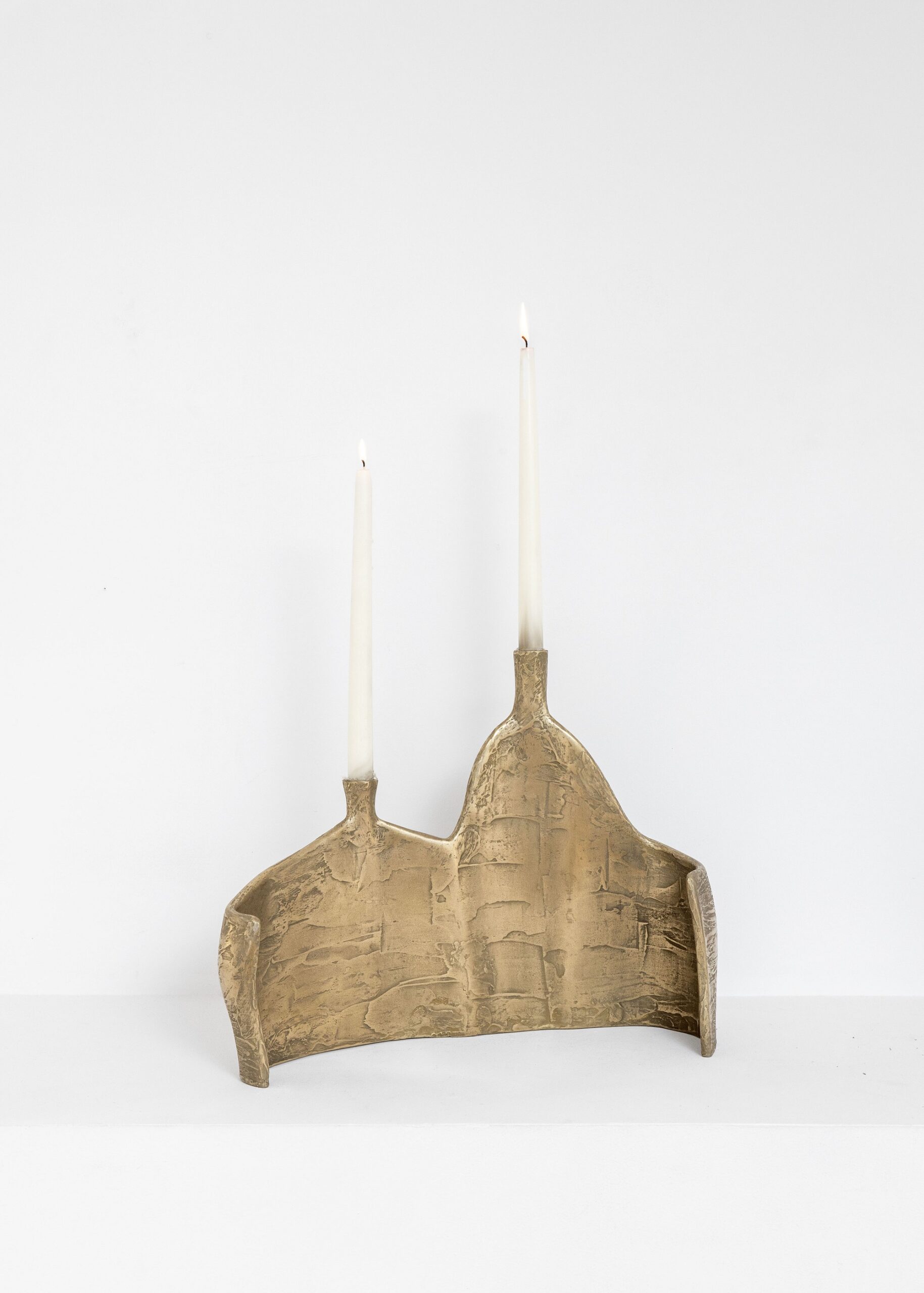 Motionless Light Double Candelabrum in Brass Resin by Atelier Ellery 4