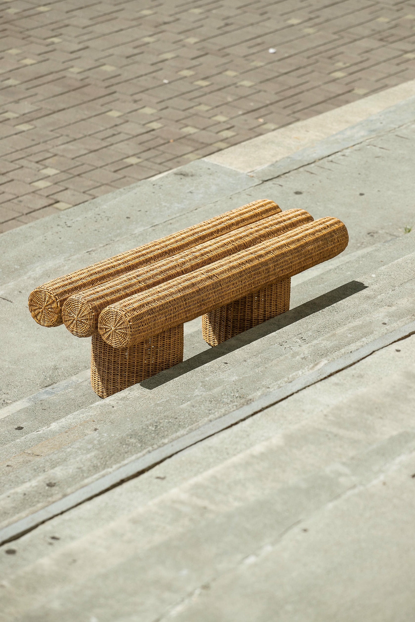 Ibuju 02 Medium Bench in Colombian Woven Yaré Natural Fiber by Fango Studio 12
