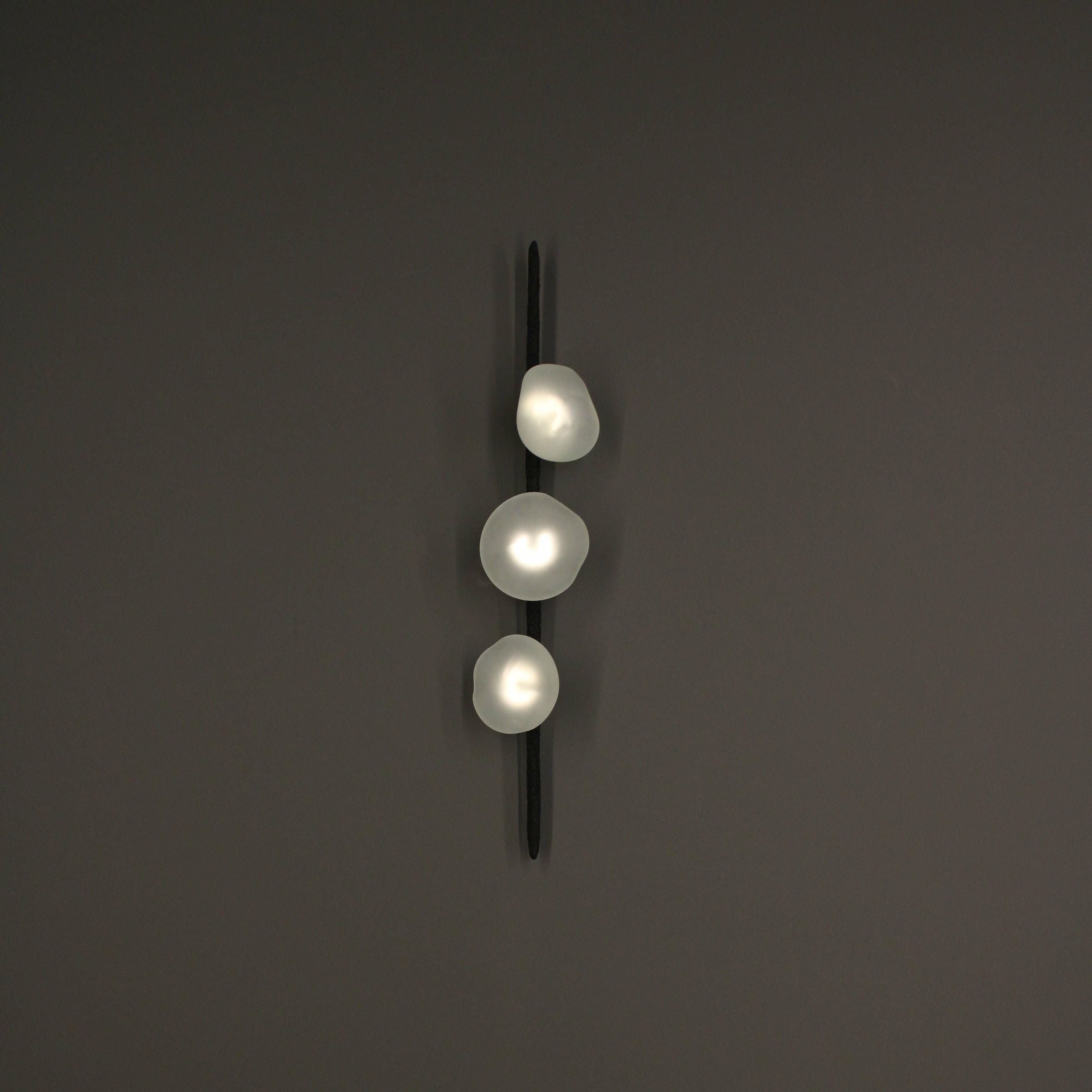 Oslo Frosted Glass Wall Lamp by Aver 2