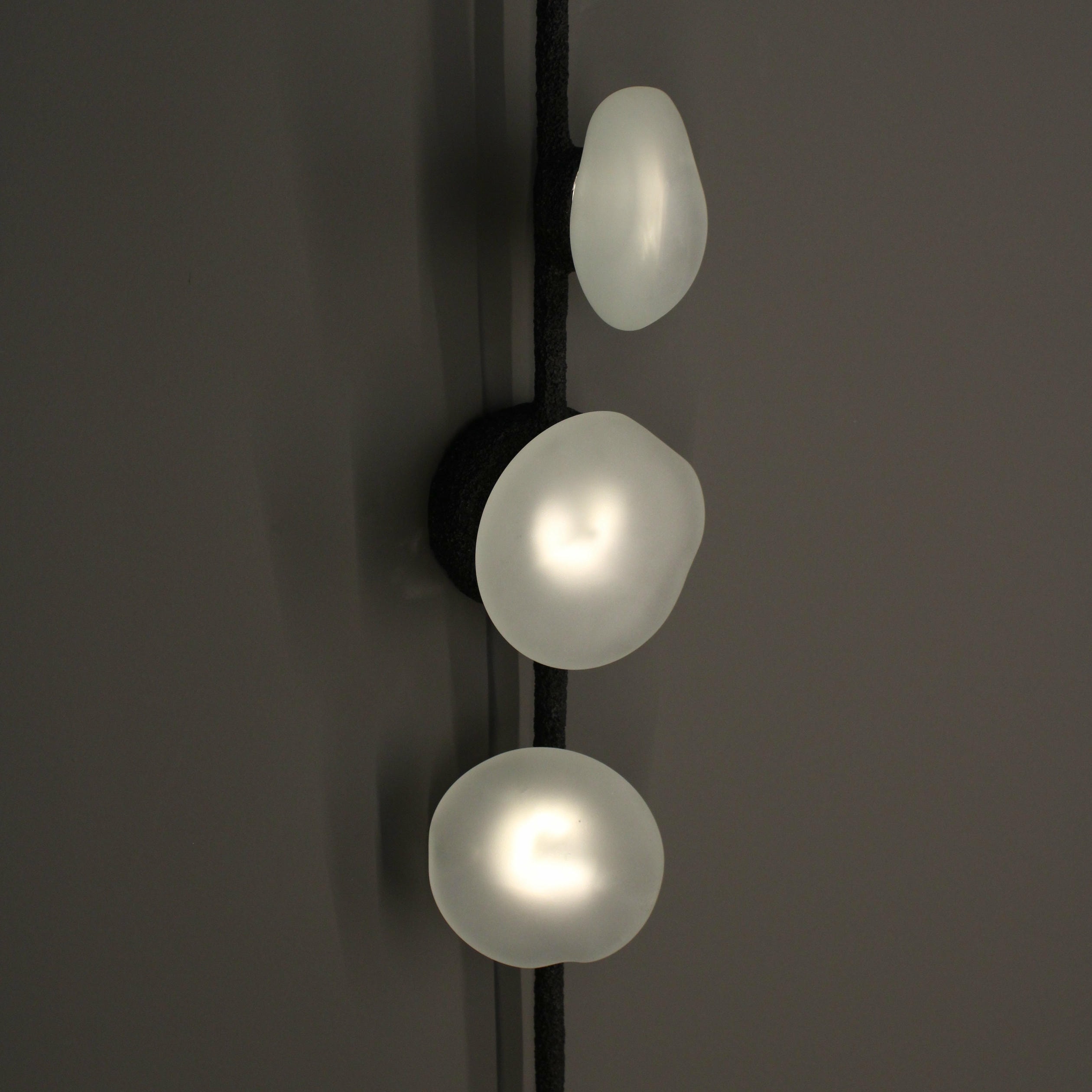 Oslo Frosted Glass Wall Lamp by Aver 3