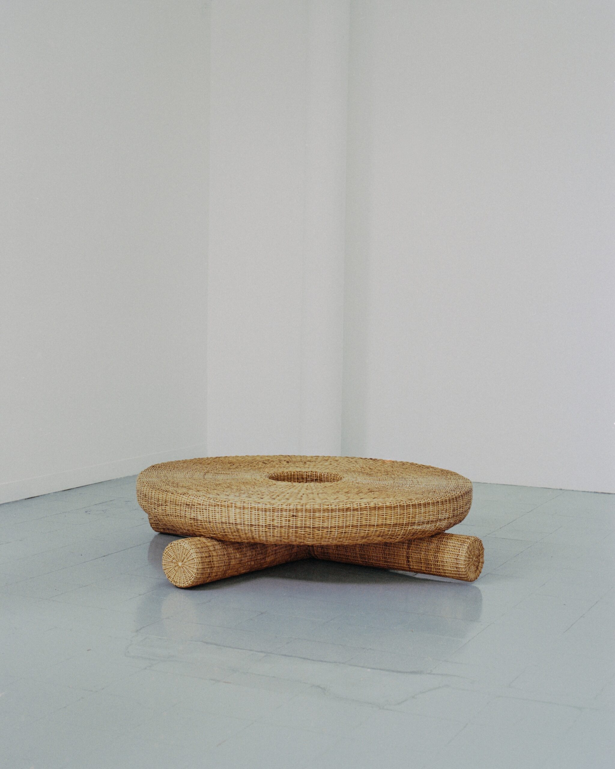 Round Low Coffee Table in Colombian Woven Yaré Natural Fiber by Fango Studio 2