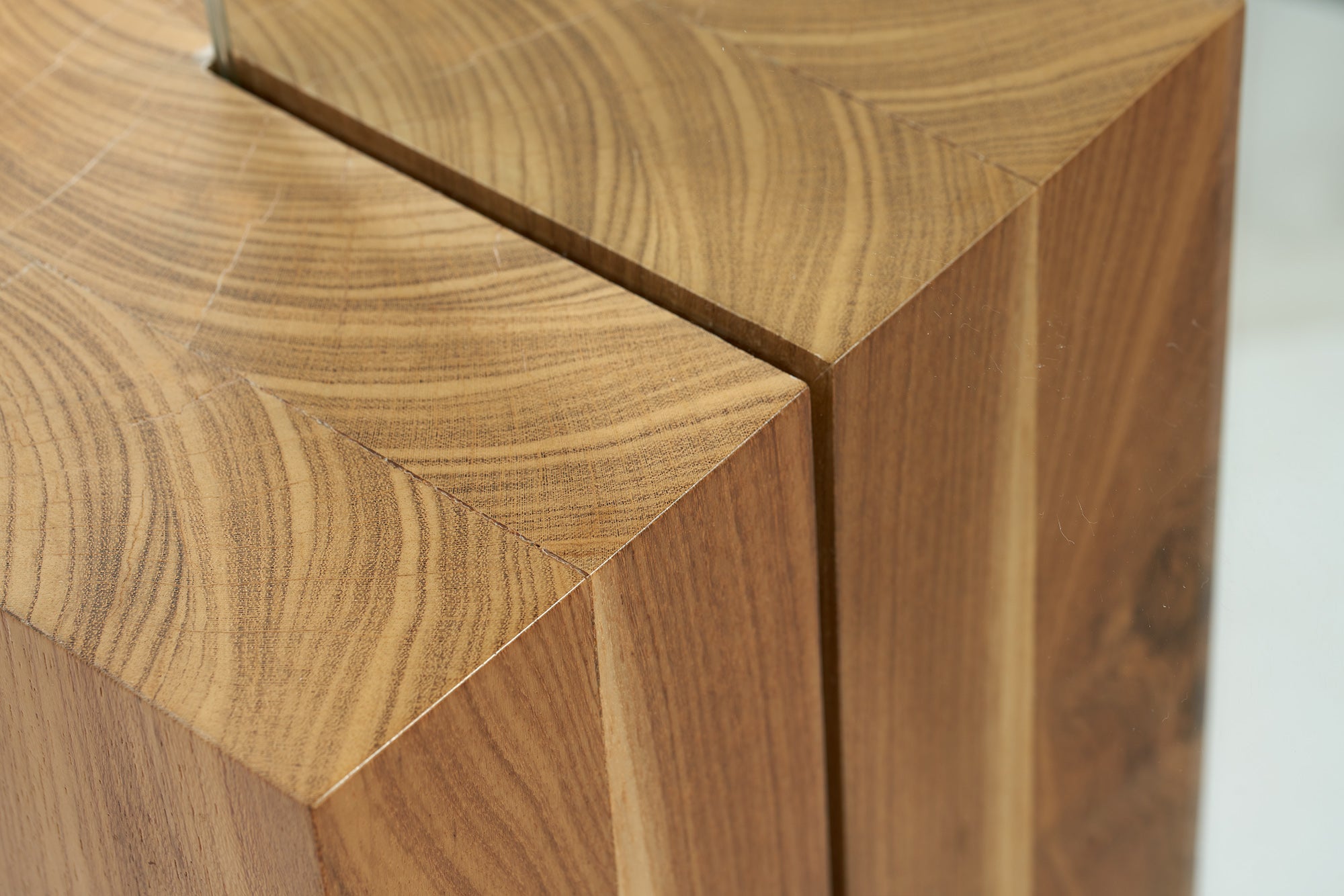 Wood Espelho Vela by Atelier Andre Ferri 7