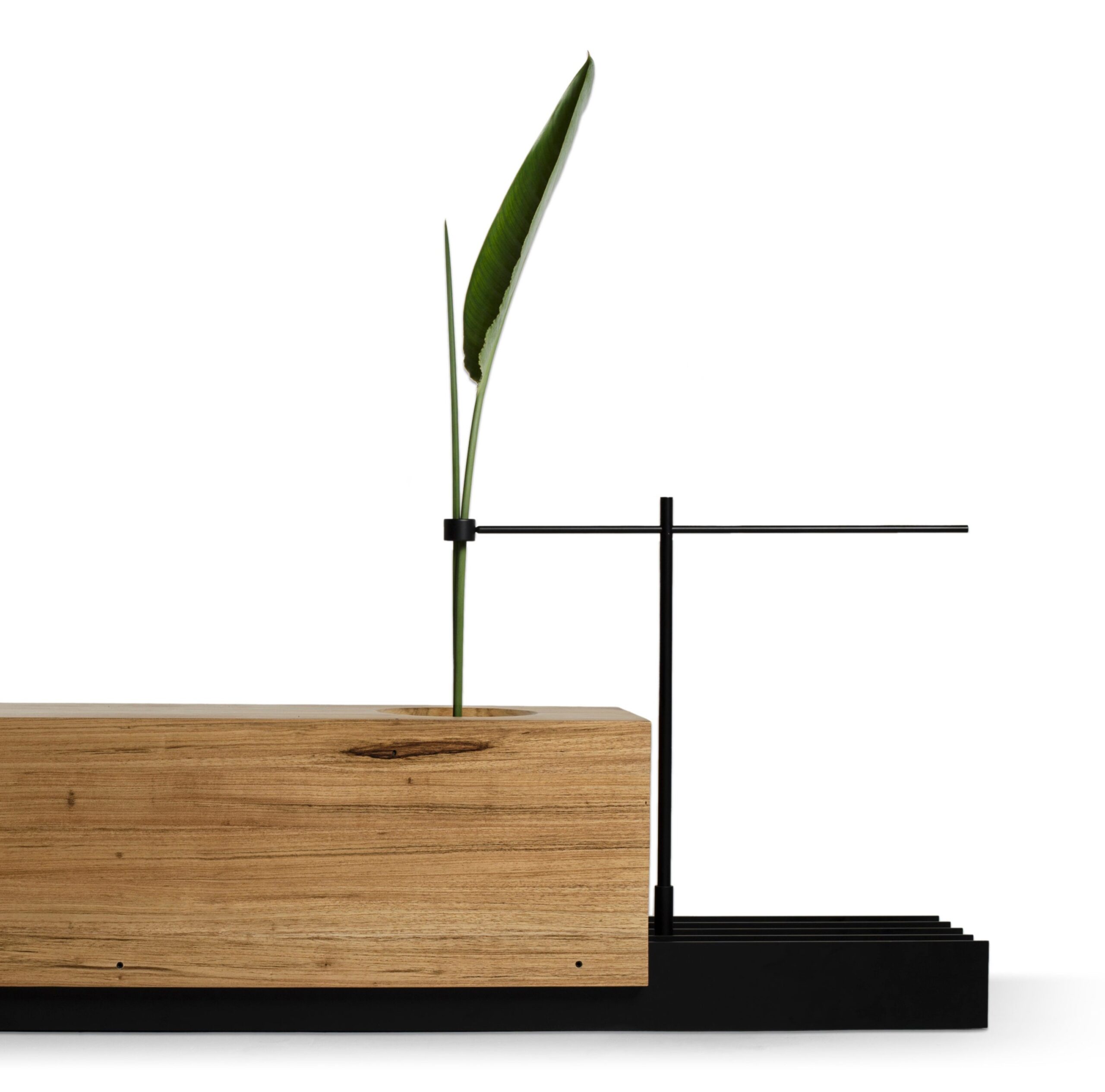 Wood and Steel Banco Alma by Atelier Andre Ferri 3