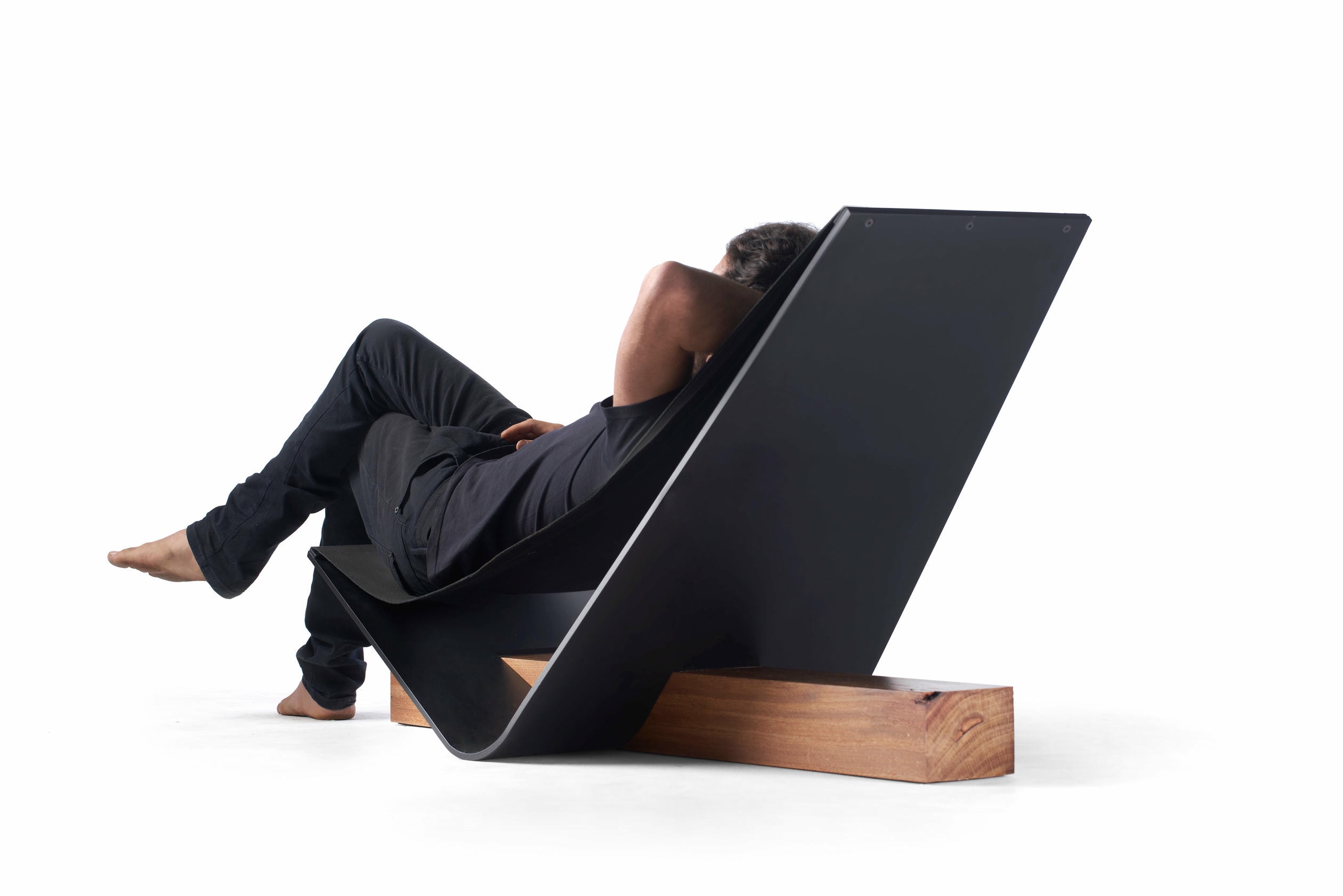 Wood and Steel Poltrona Rede by Atelier Andre Ferri 6