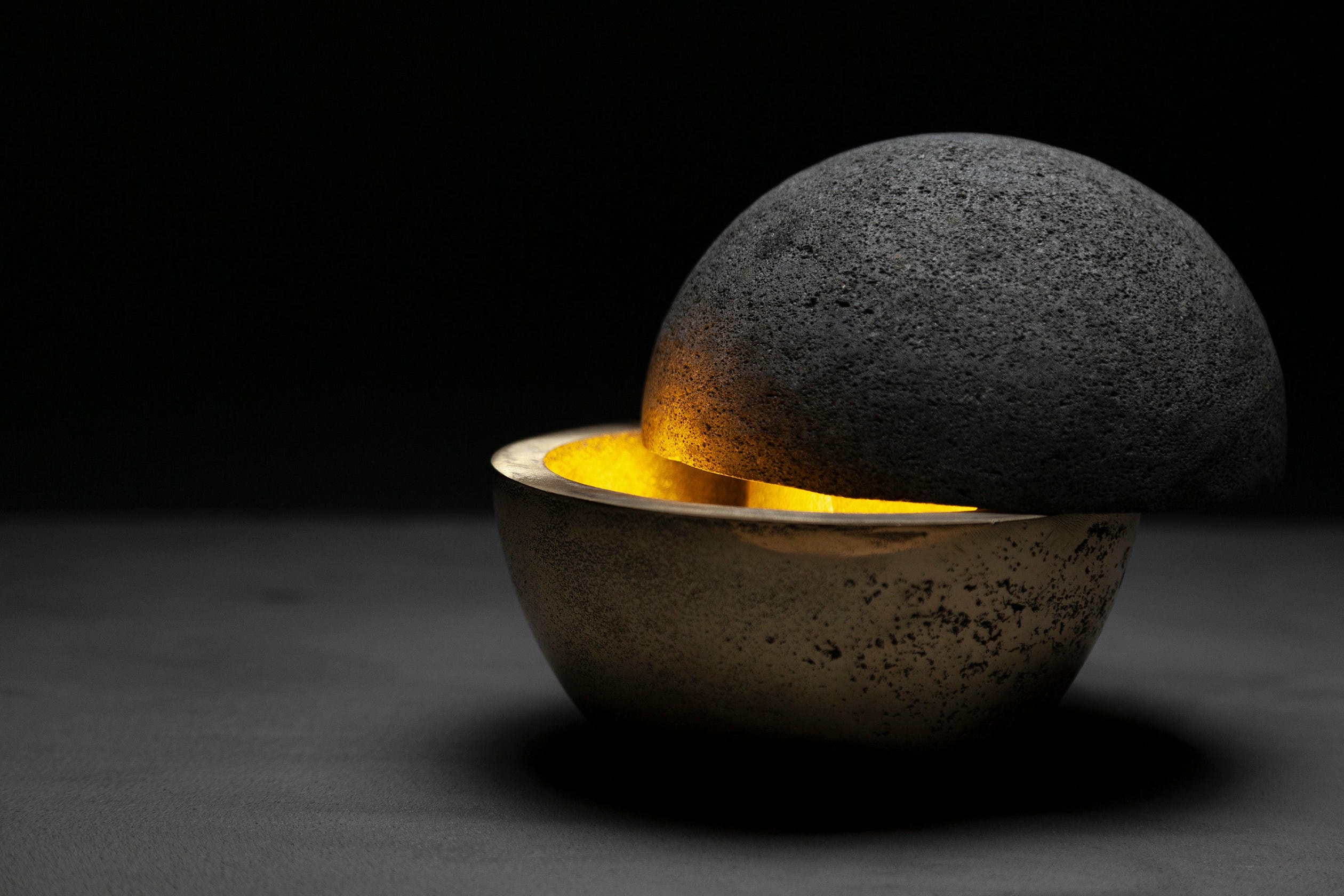 Hemisferio Table Lamp in Polished Bronze & Volcanic Stone by Estudio Andean 6