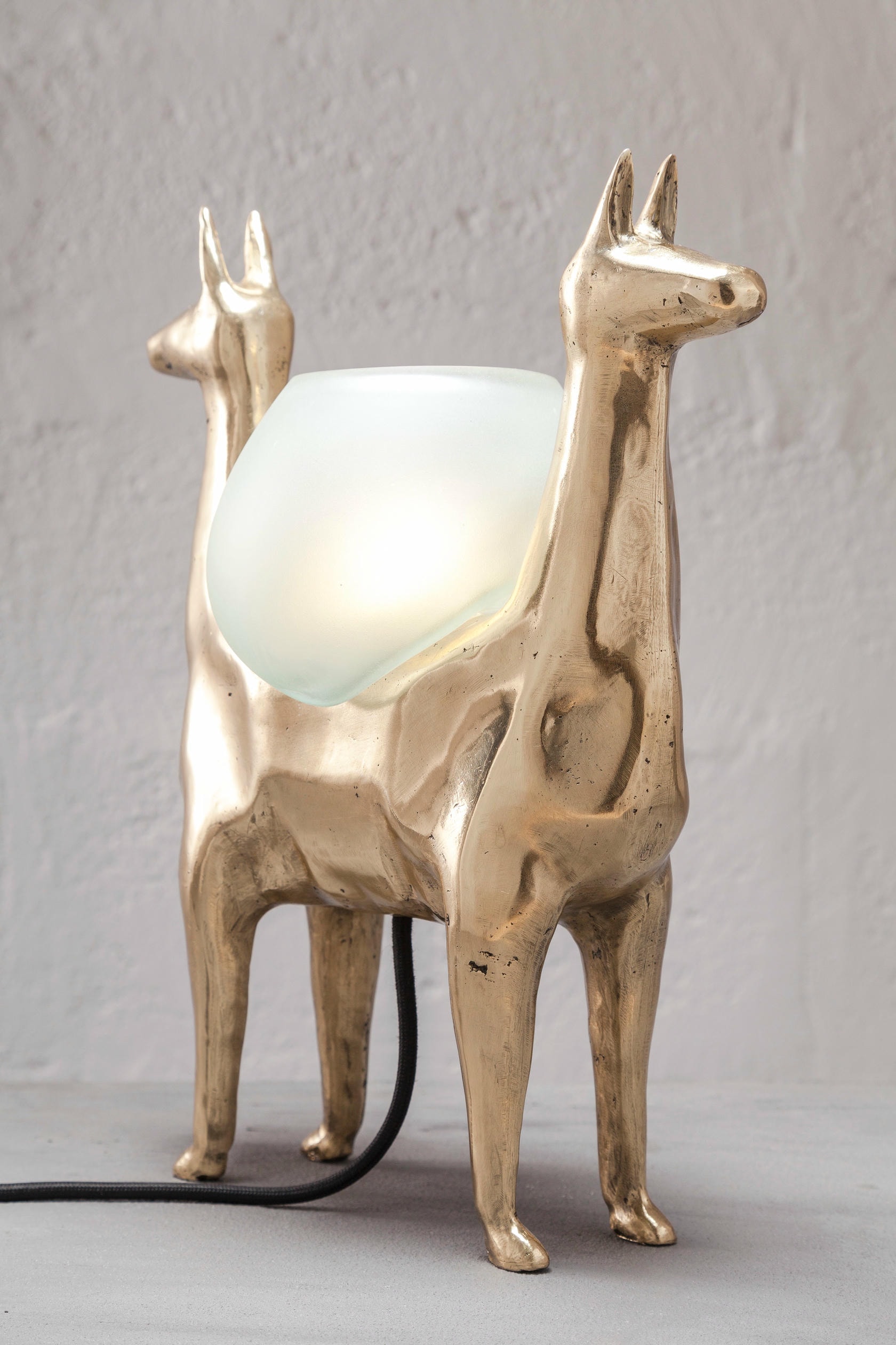 Llamas Decorative Table Lamp in Polished Bronze & Glass by Estudio Andean 4