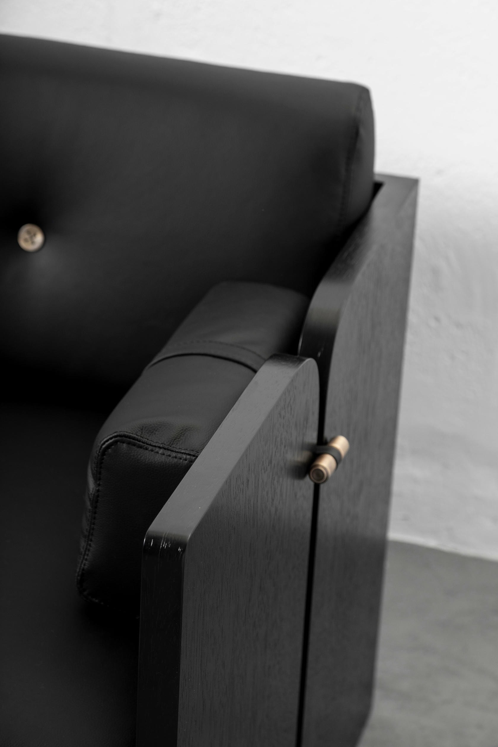 Perfidia 3 Seater Sofa in Ébano Wood, Leather & Aged Brass by Estudio Andean 2