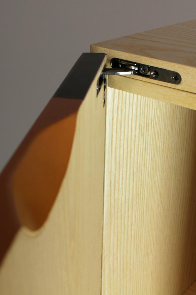 Seasons Chest Of Drawers in Laminated Wood, Metal & Leather by Oscar Maschera 5