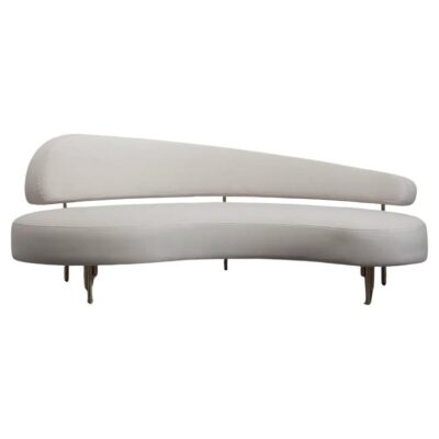 Sitiera 3-Seater Sofa in Ivory Velvet Upholstery & Aged Brass by Estudio Andean