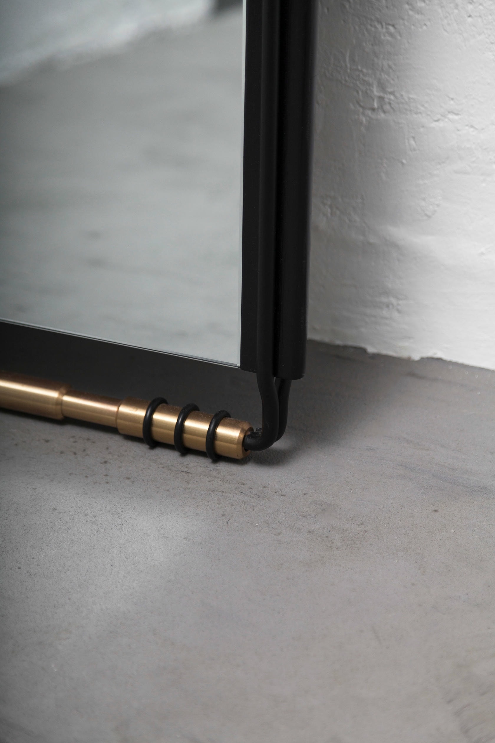 Sitiera Floor Mirror in Solid Wood, Aged Bronze & Aged Mirror by Estudio Andean 5