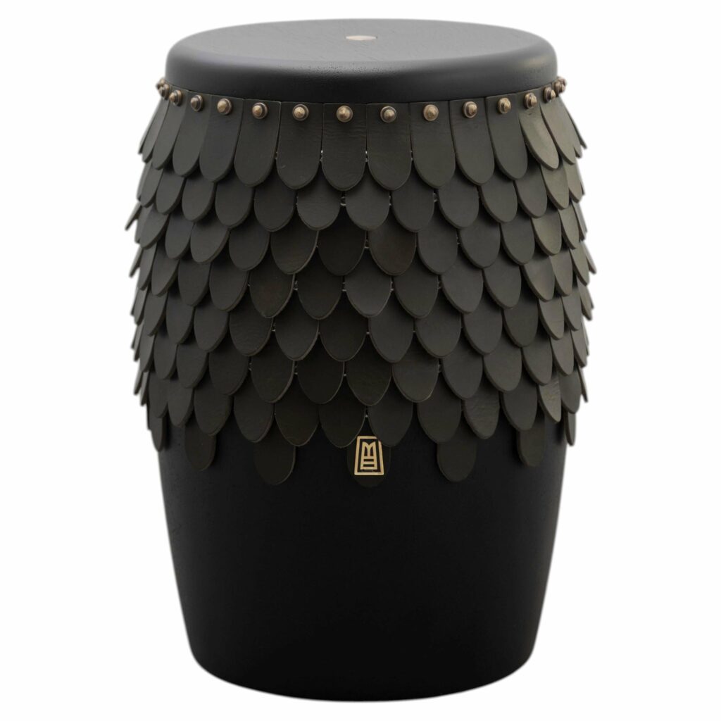 Sitiera Stool in Solid Wood, Olivo Thick Leather & Aged Bronze by Estudio Andean 1
