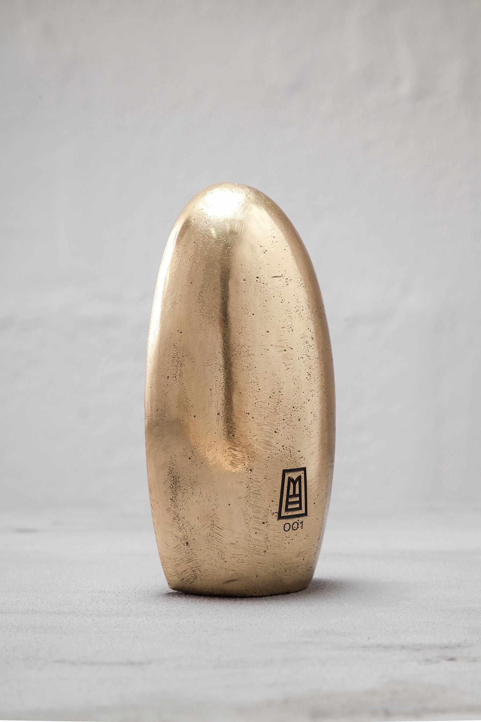 Valdivia Virgin Sculpture in Polished Cast Bronze by Estudio Andean 8