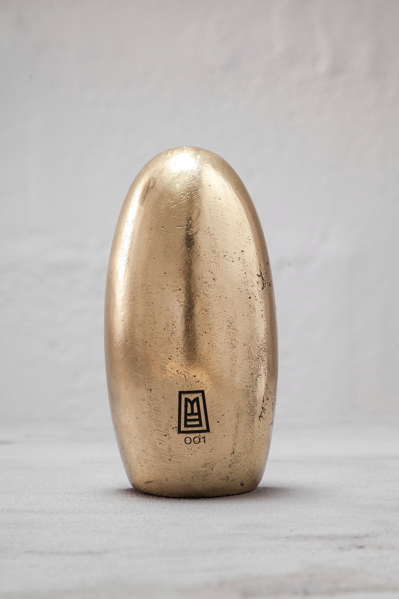 Valdivia Virgin Sculpture in Polished Cast Bronze by Estudio Andean 9