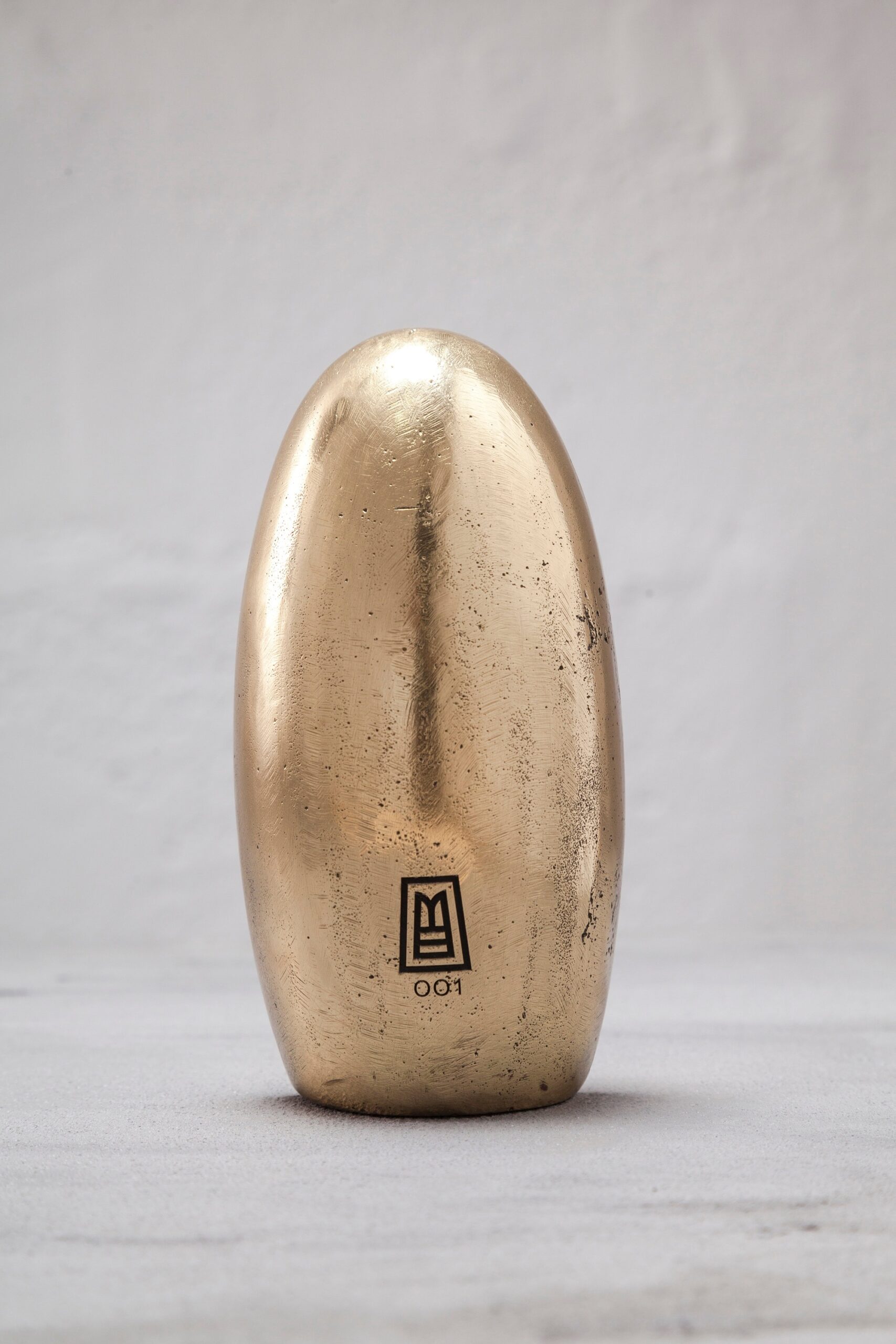 Valdivia Virgin Sculpture in Polished Cast Bronze by Estudio Andean 9