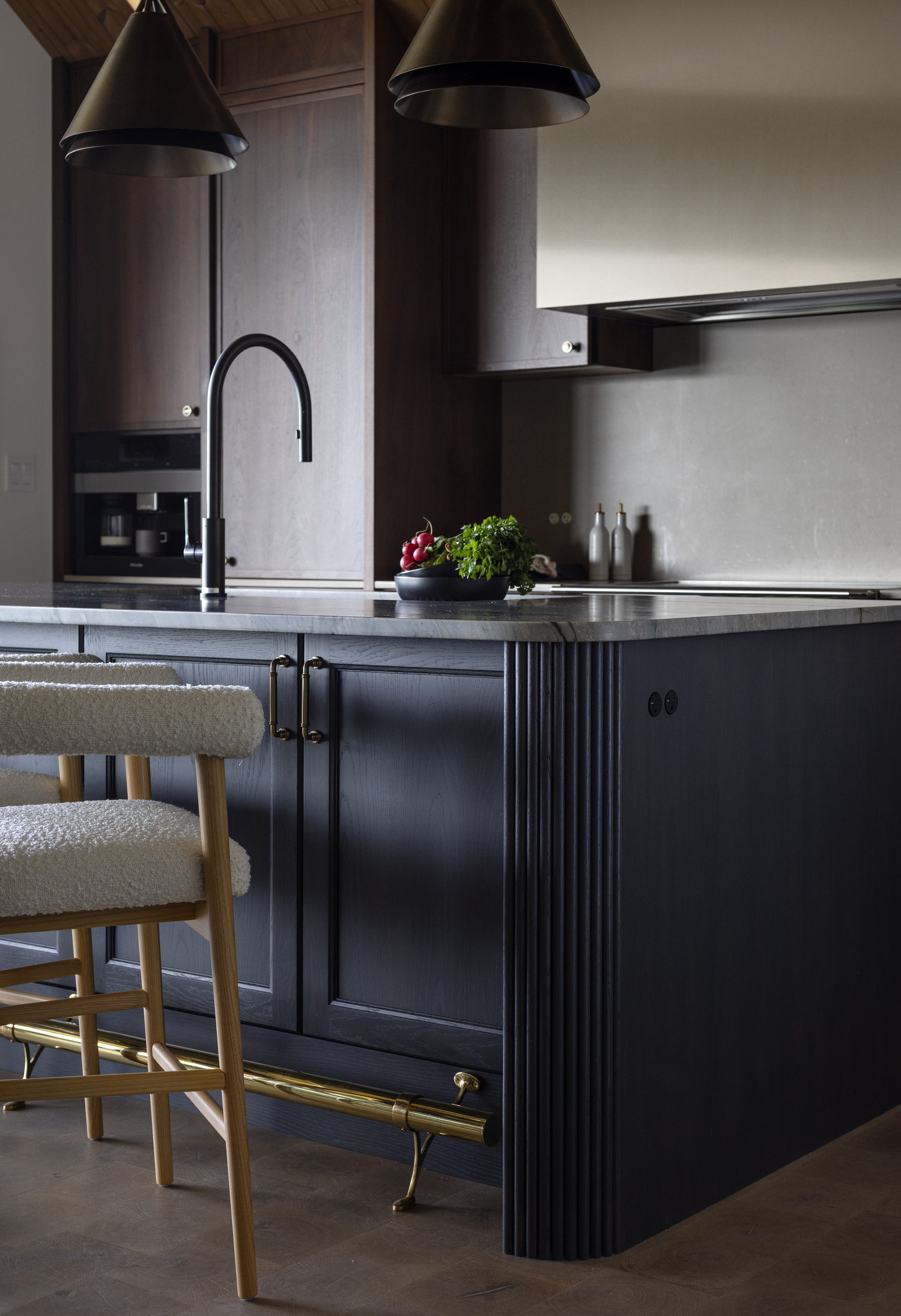 Jamie Banfield Design Inc-The-Sidney-MainKitchen-Custom-Home-_5154