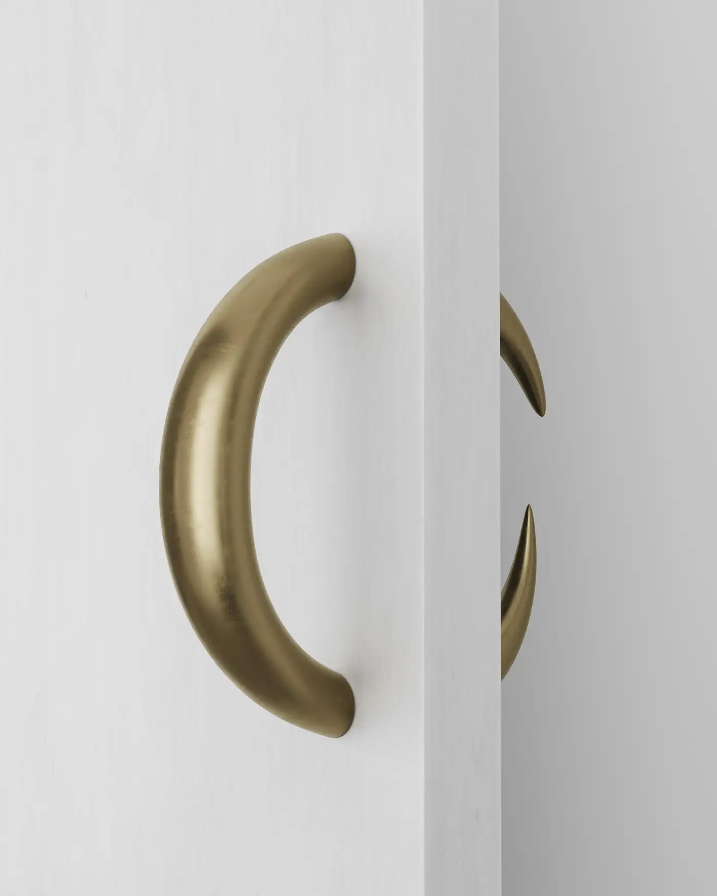 Polished Cast Brass Garra Door Hanger by Studio Orth 4