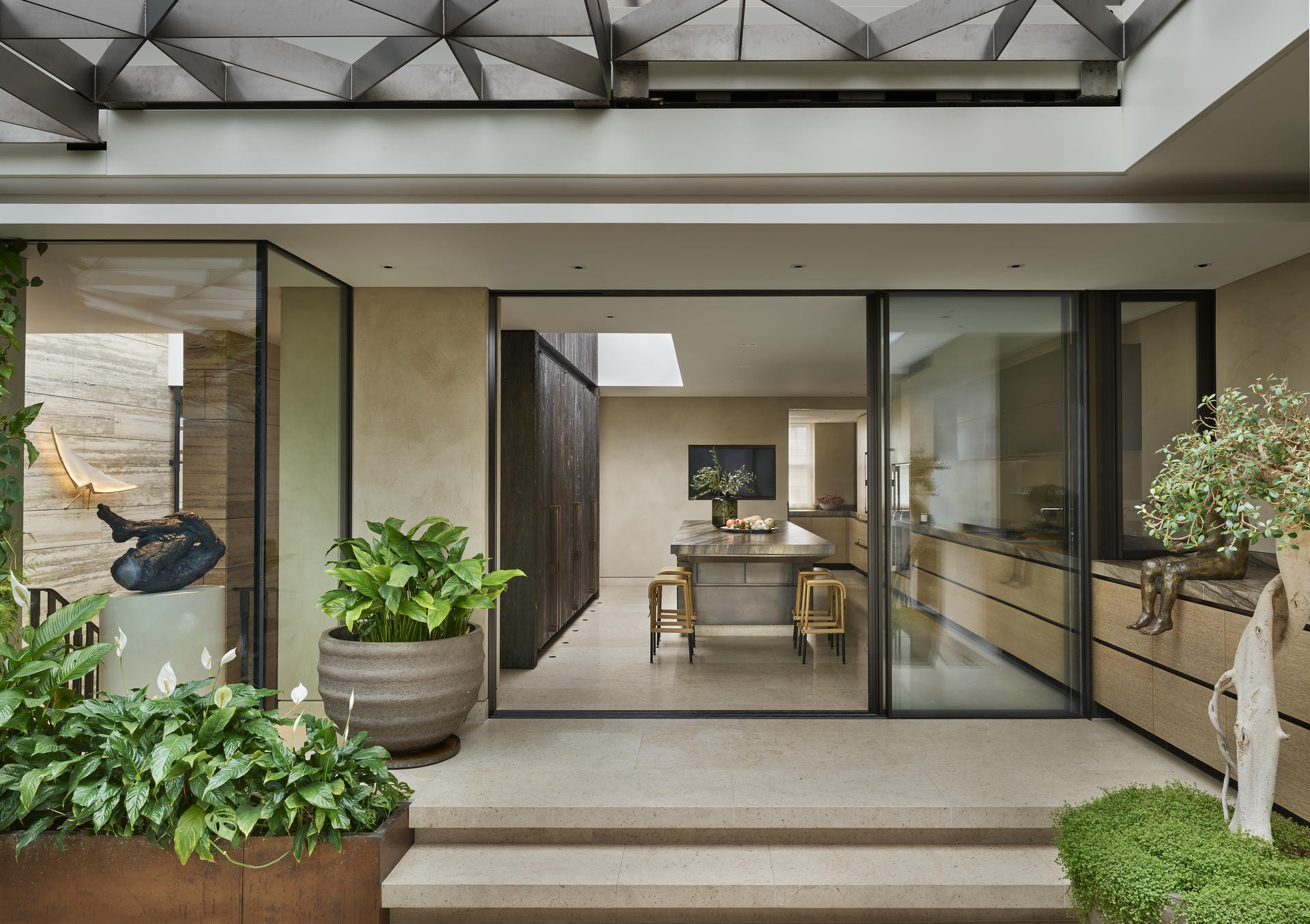 Studio Indigo Kensington villa Darren Chung