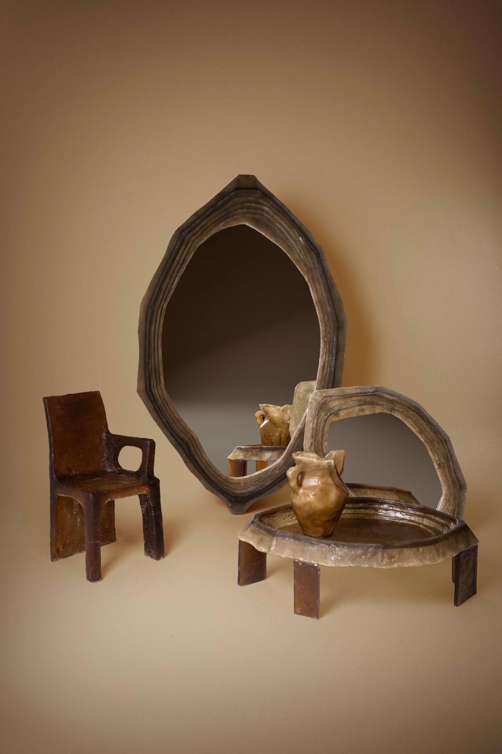 Materia Colectiva III Resin Chair by Marcela Cure 3