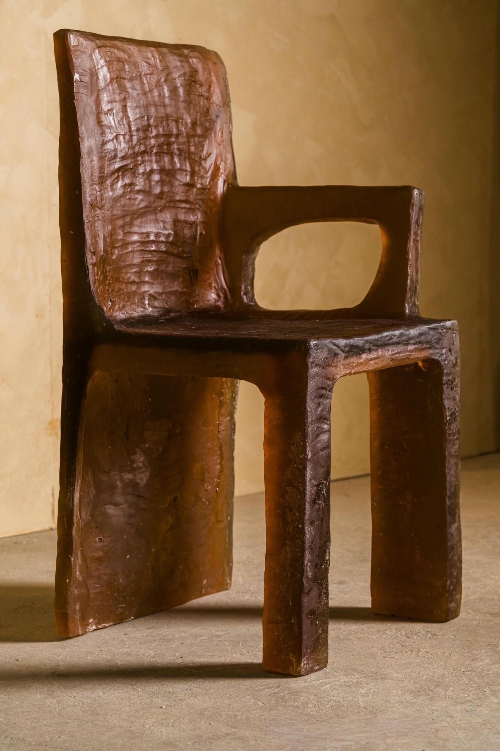 Materia Colectiva III Resin Chair by Marcela Cure 7