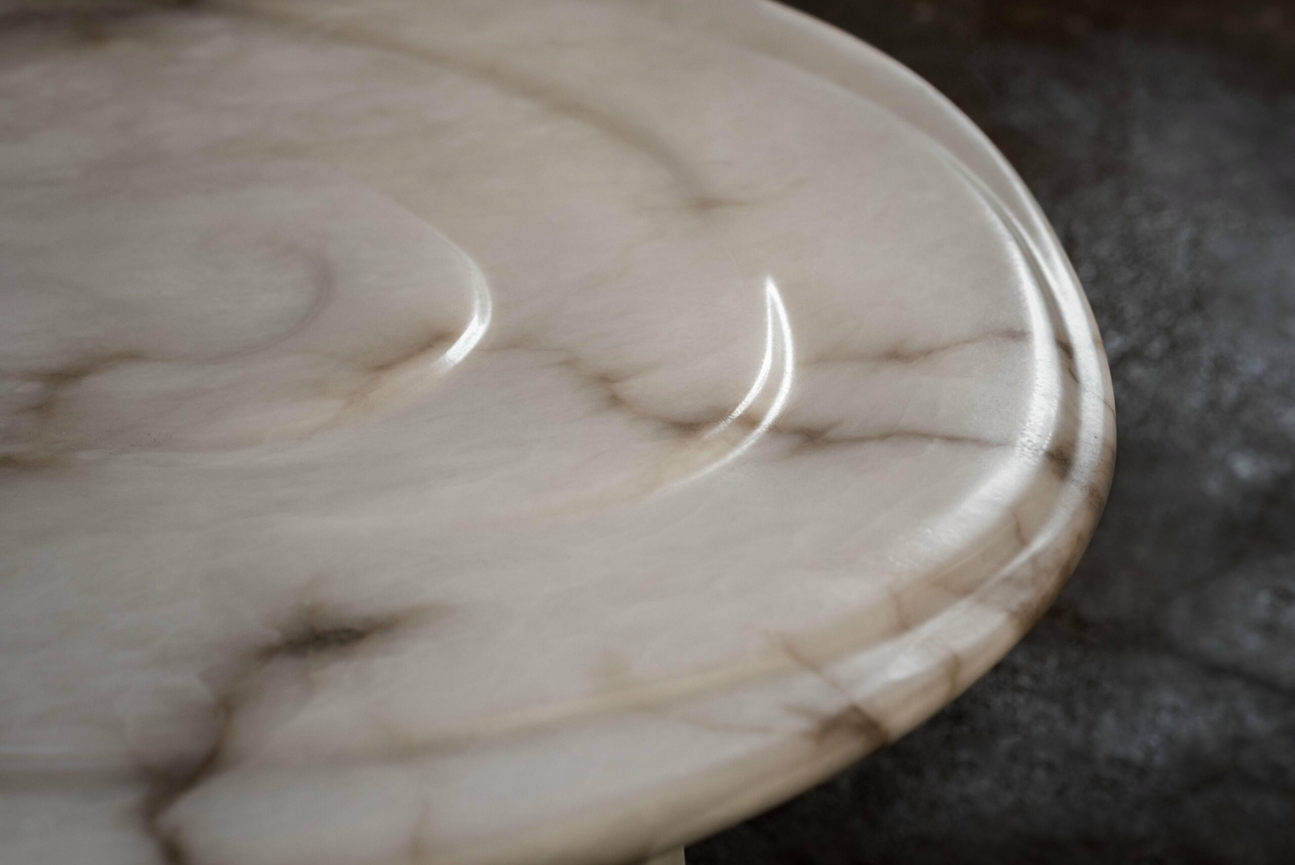 Aqua Fossil Center Table II in Alabaster by Amarist Studio 3