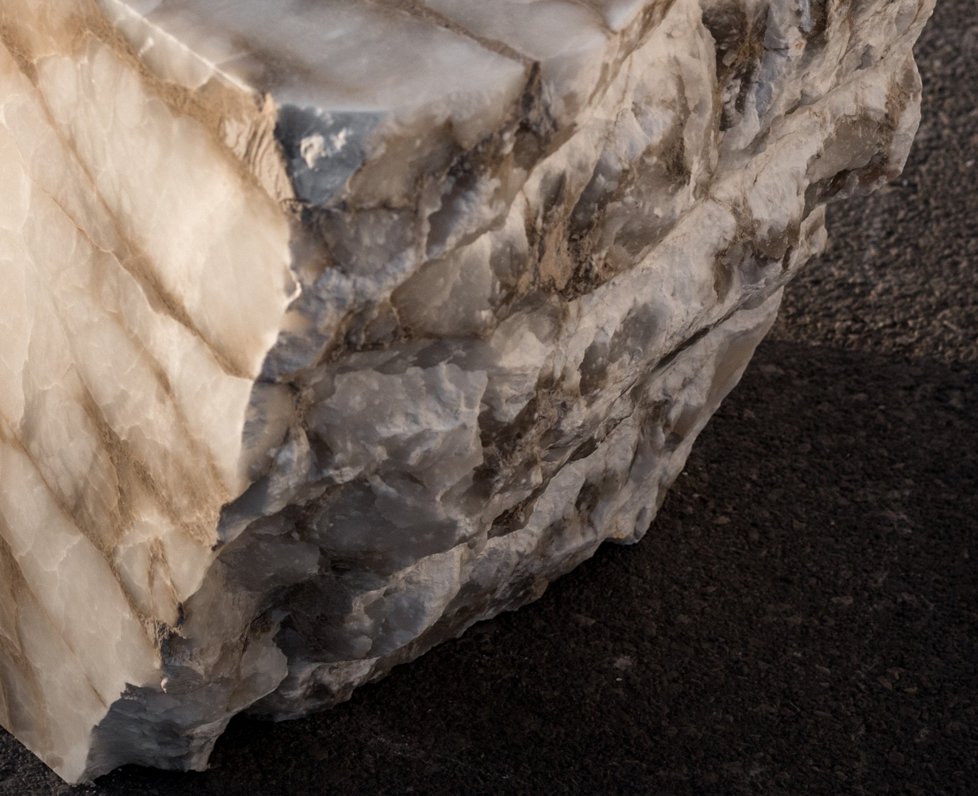 Aqua Fossil Drop Sculpture Side Table in Alabaster by Amarist Studio 4