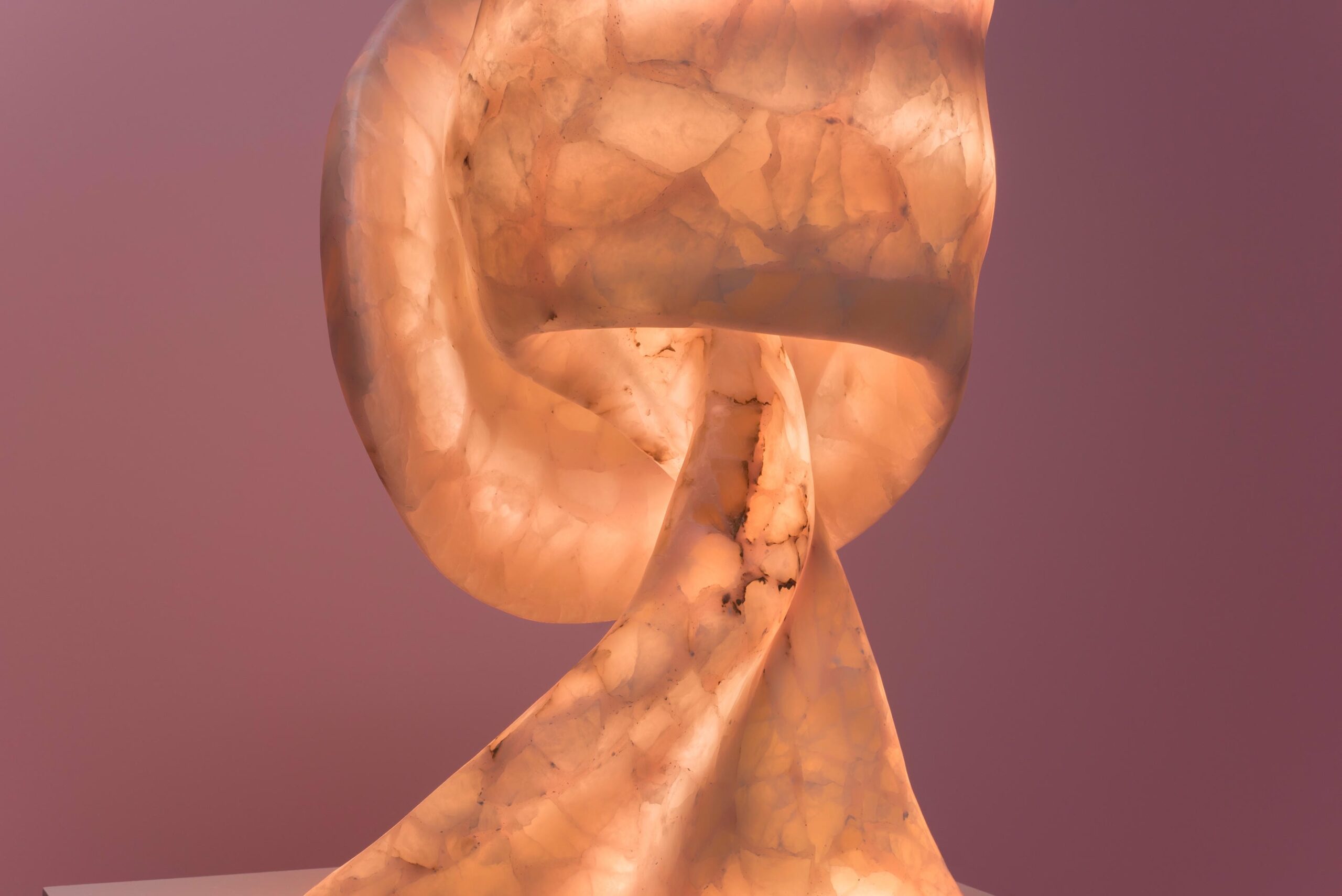 Aqua Fossil Sculptural Table Light in Alabaster & Resin by Amarist Studio 3