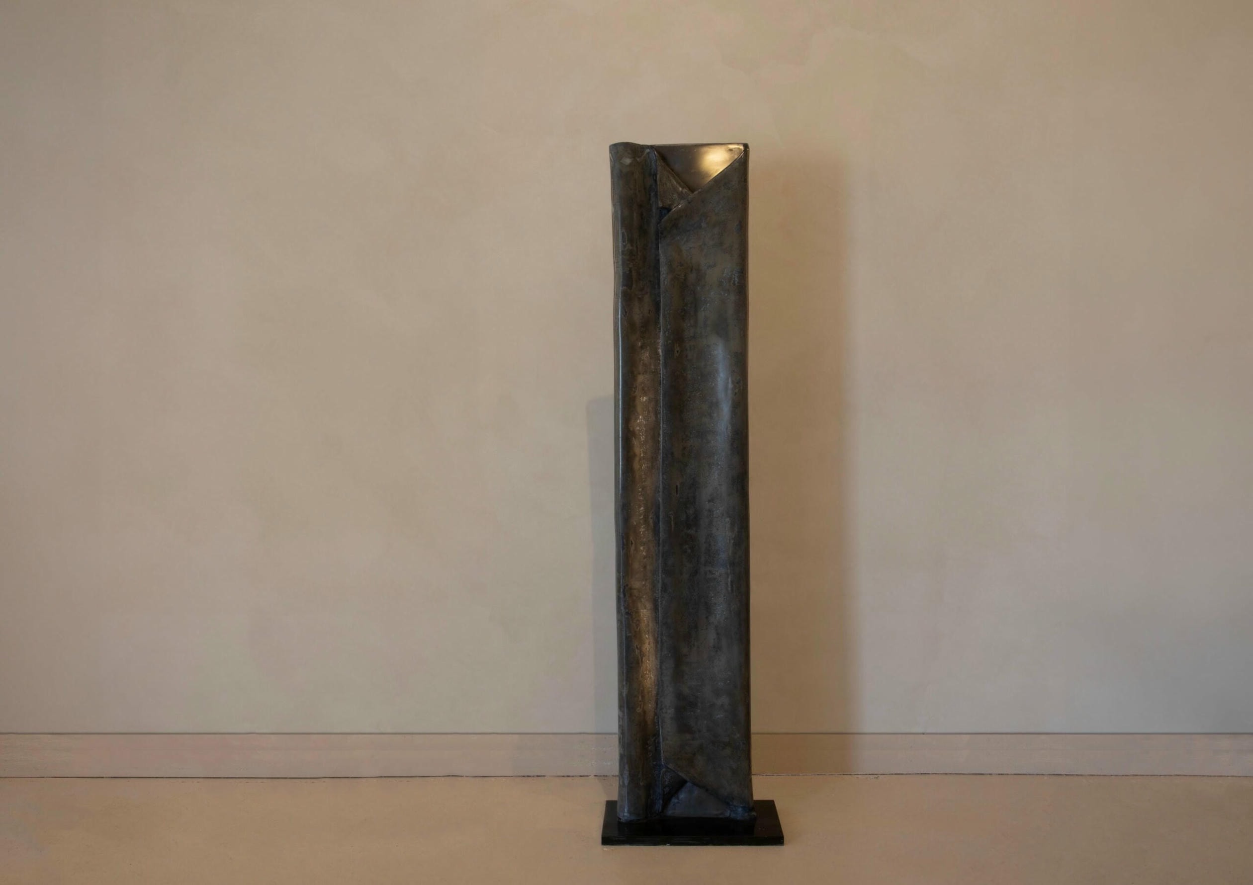 Embrace Bronze Standing Lamp by Katrien Van Der Schueren 6
