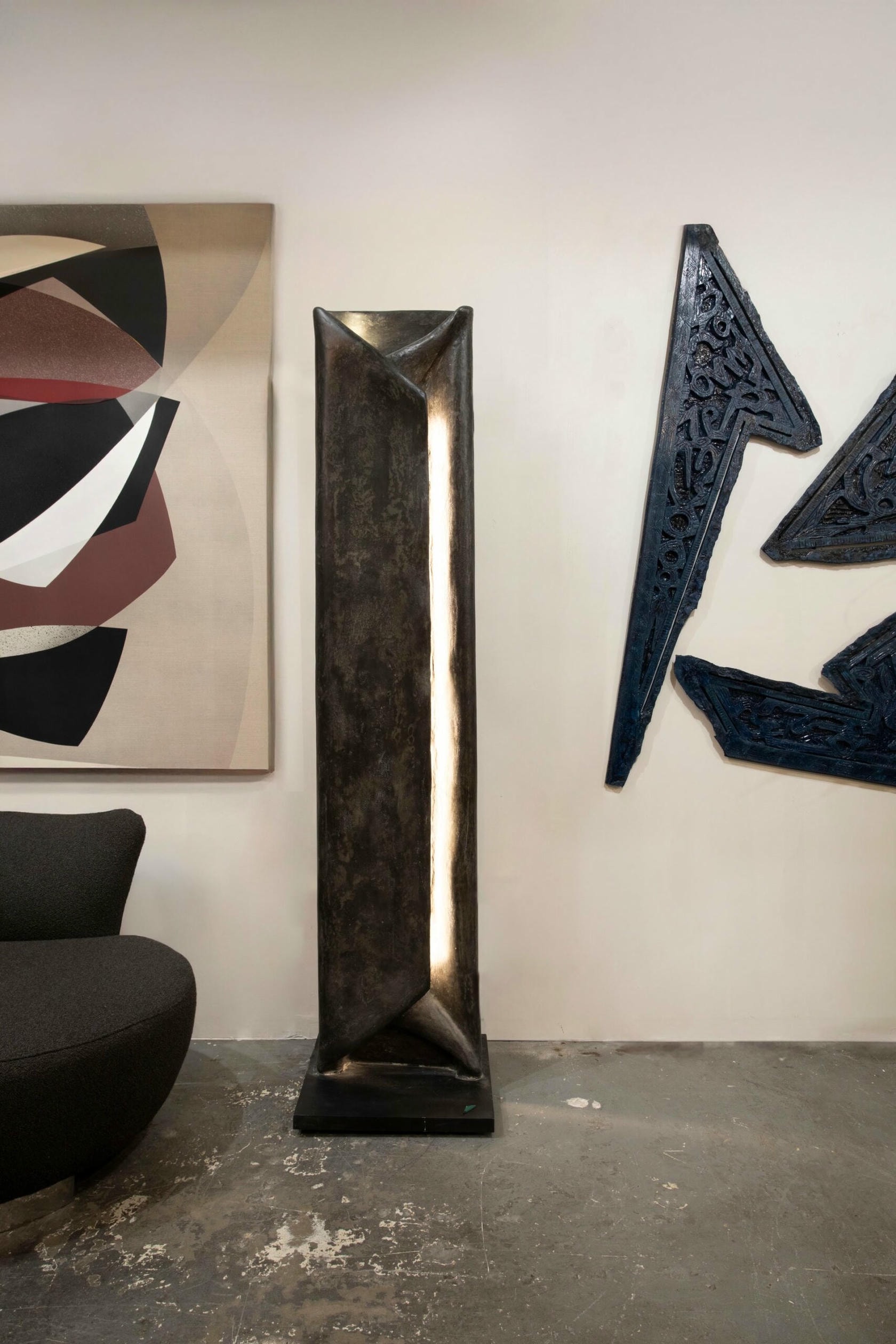 Embrace Bronze Standing Lamp by Katrien Van Der Schueren 7
