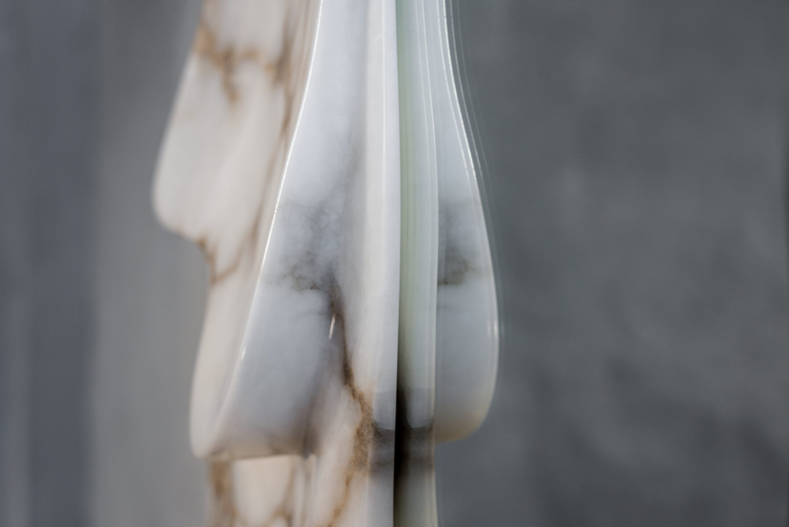 Fossil Moon Wall Mirror I in Alabaster & Glass Mirror by Amarist Studio 4