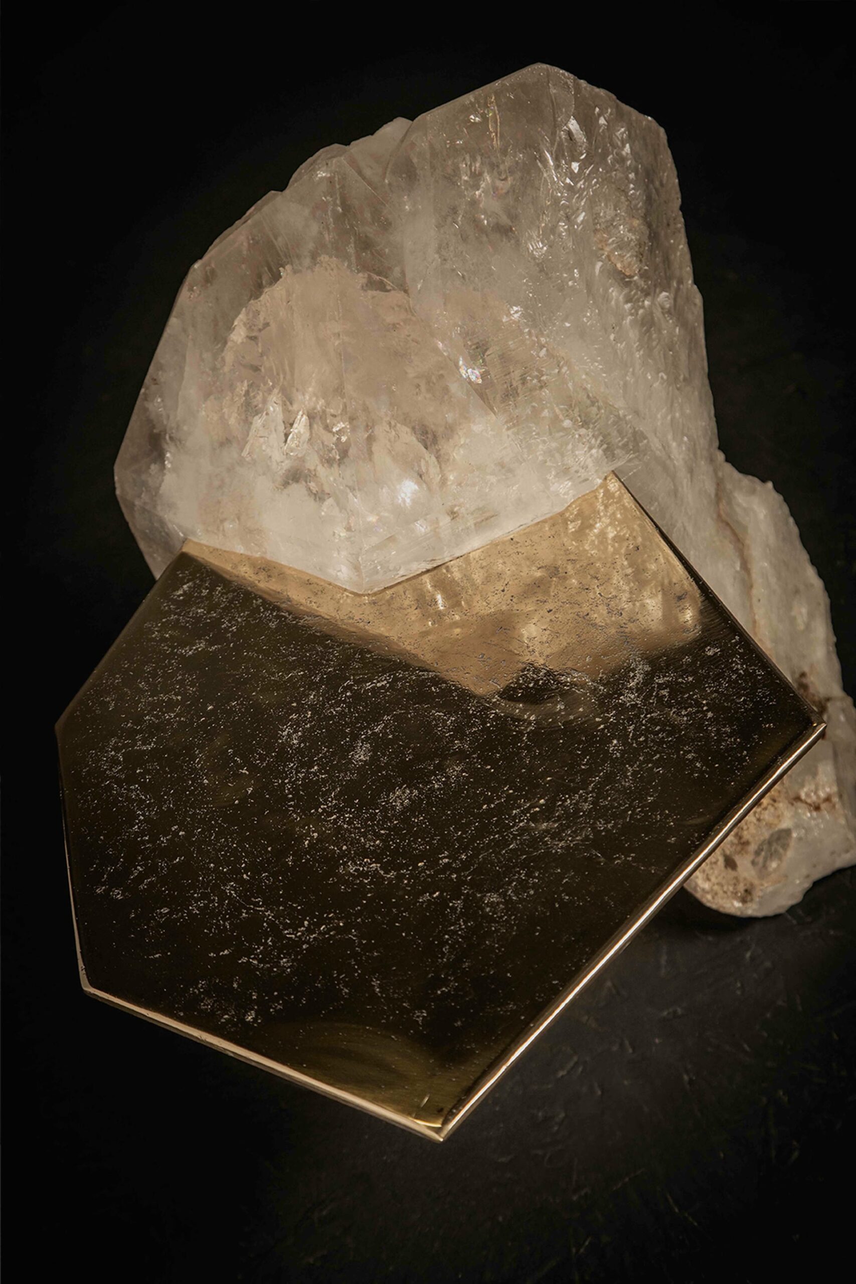 Ialino One Of A Kind Sculptural Coffee Table in Crystal & Quartz by Alex Turco 3