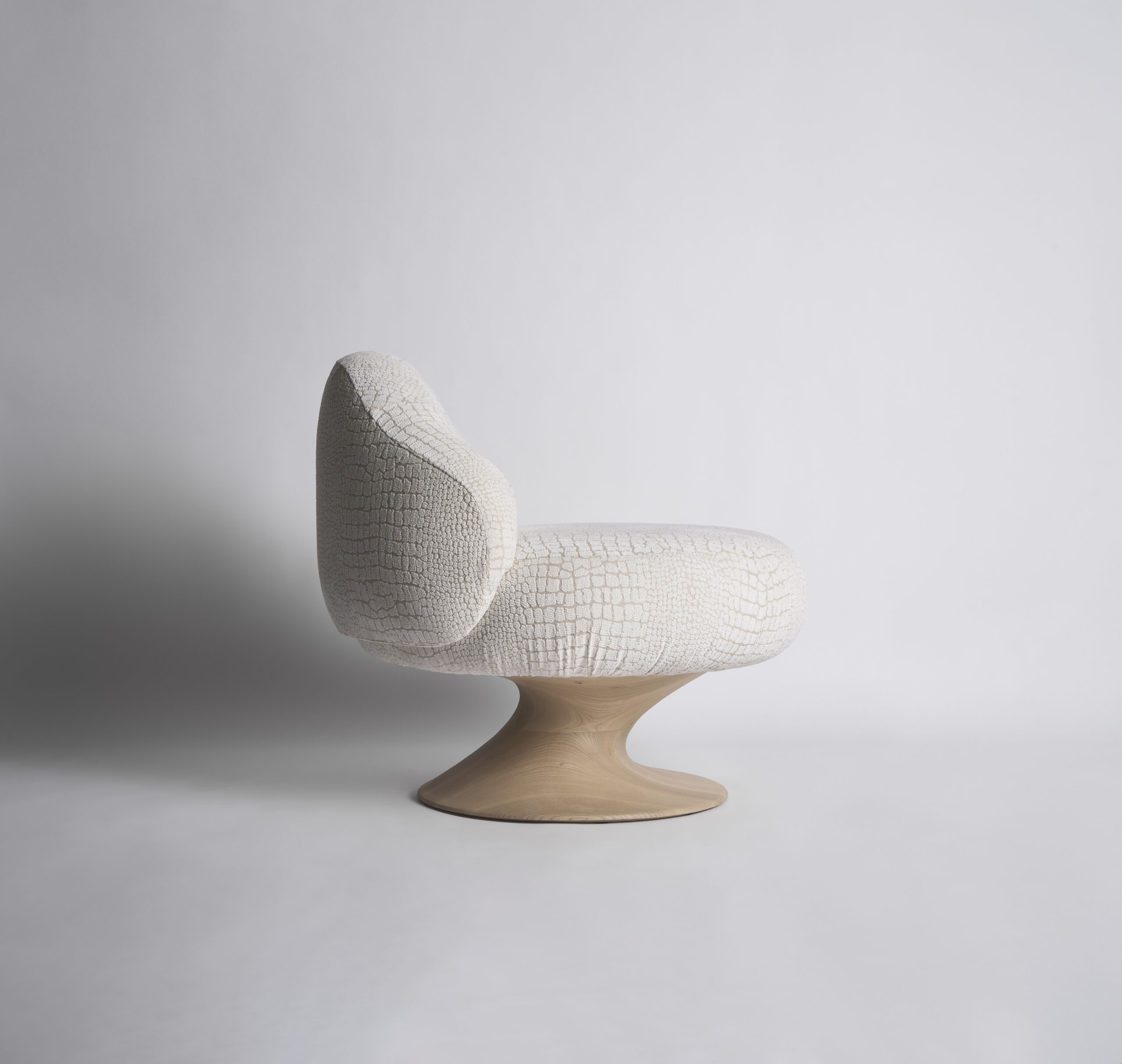Les Incroyables Chair by Pietro Franceschini 2