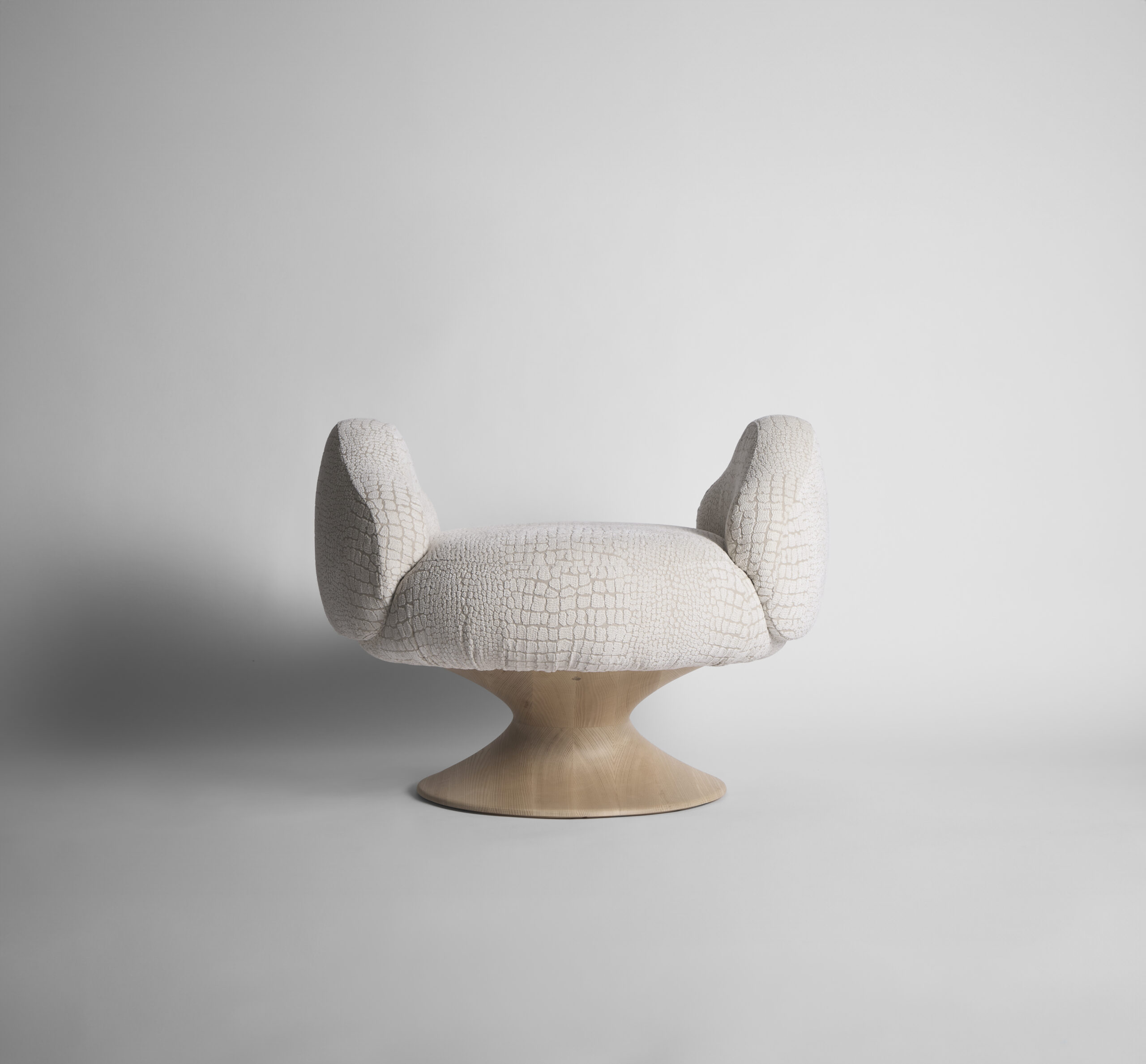 Les Incroyables Chair by Pietro Franceschini 5