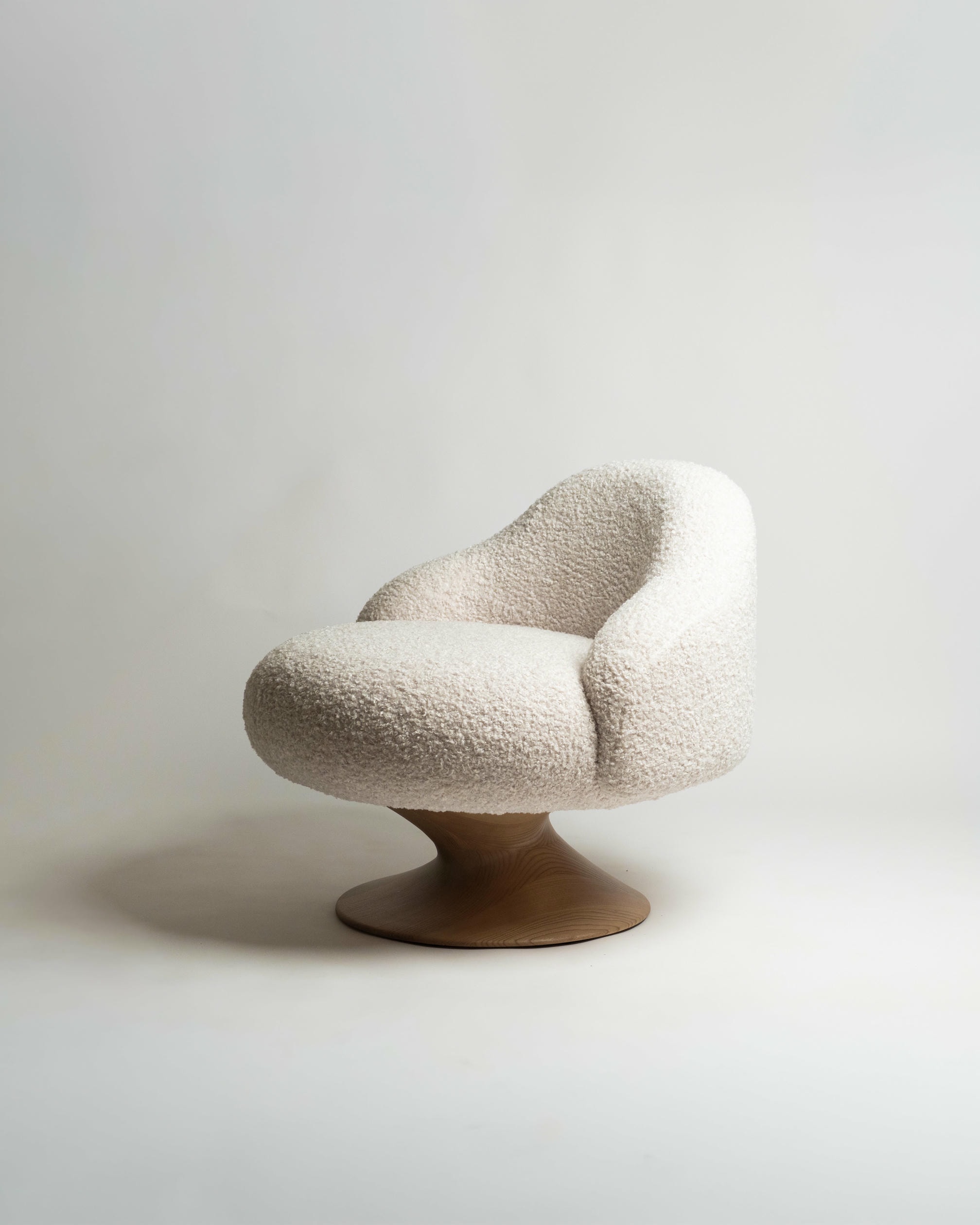 Les Incroyables Chair by Pietro Franceschini 7