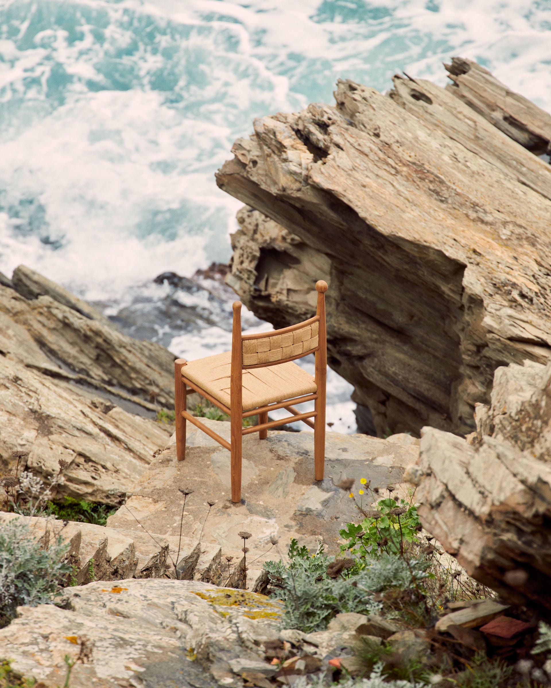 Pitufi Teak Wood Low Dining Chair by Heaps & Woods 11