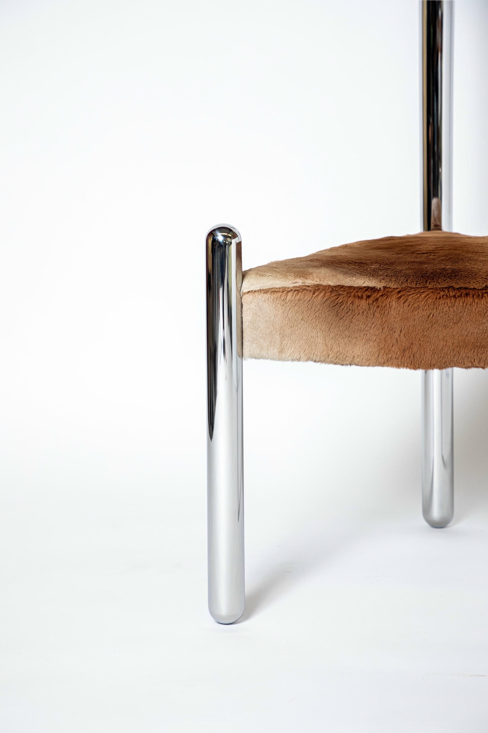 Sheepskin Six Variations Chair, Steel Single Backrest by Pietro Franceschini 5
