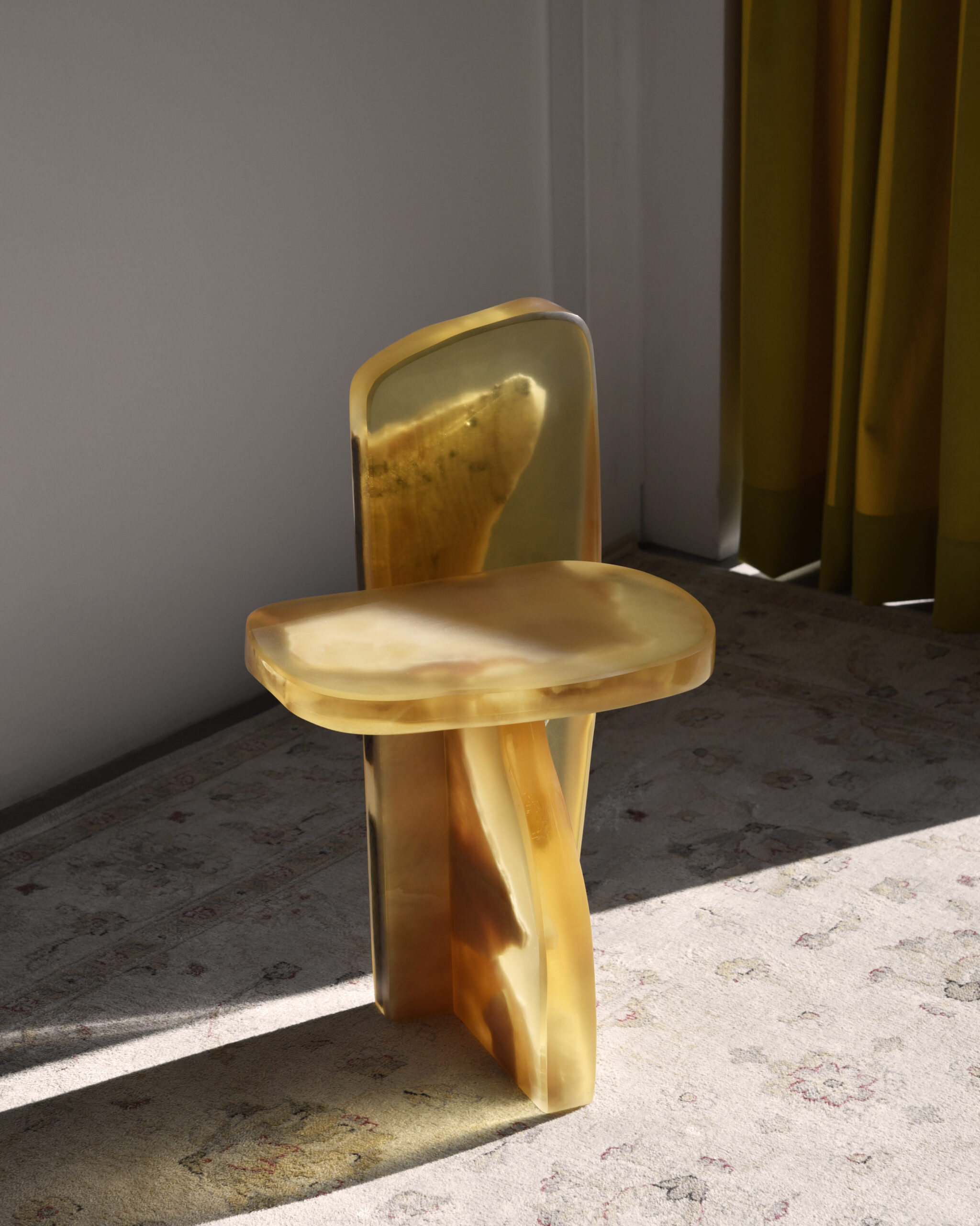 Fragment Side Table in Resin & Marble by Fict Studio 6