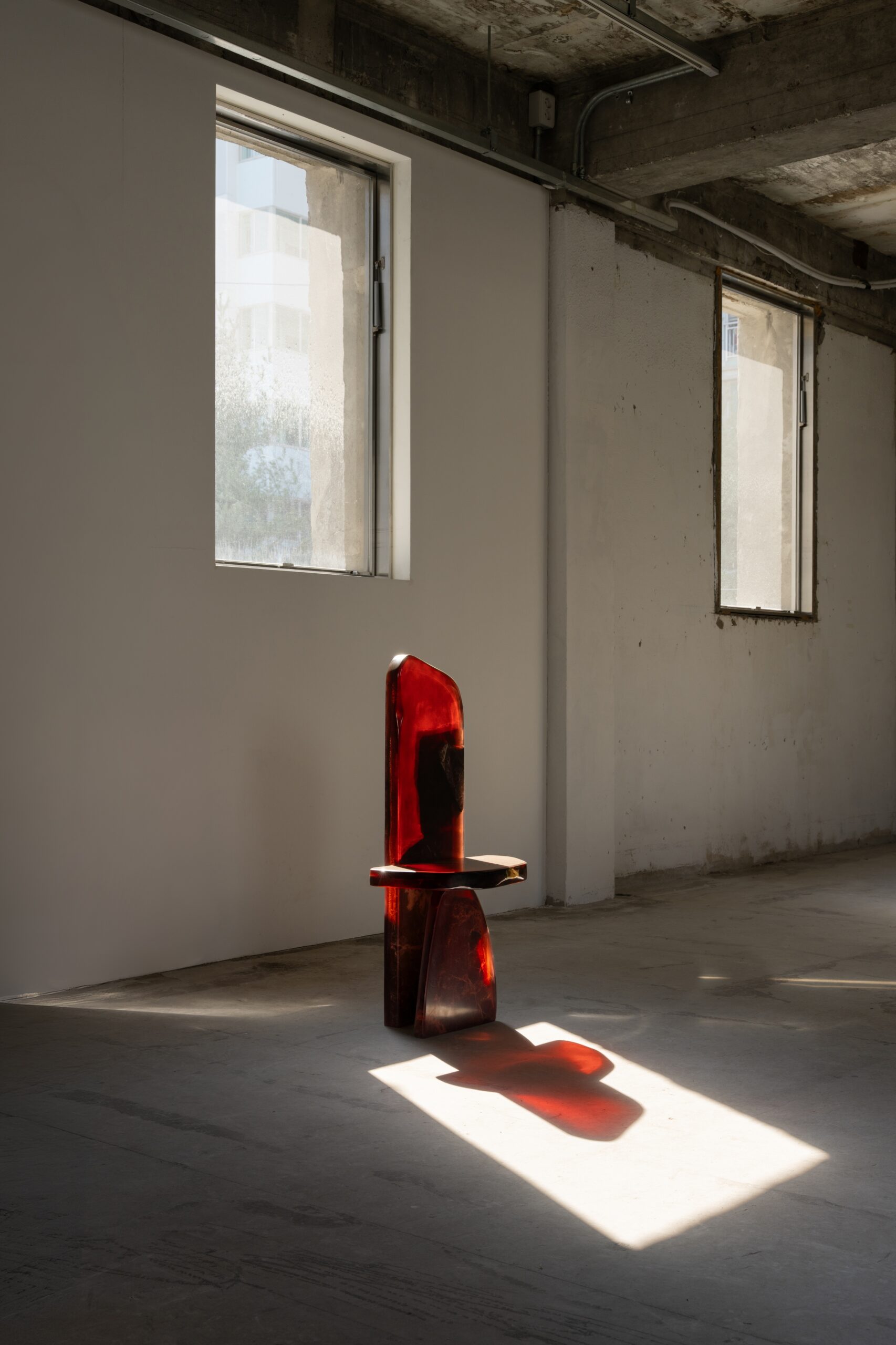 Fragment Side Table in Resin & Marble by Fict Studio 9