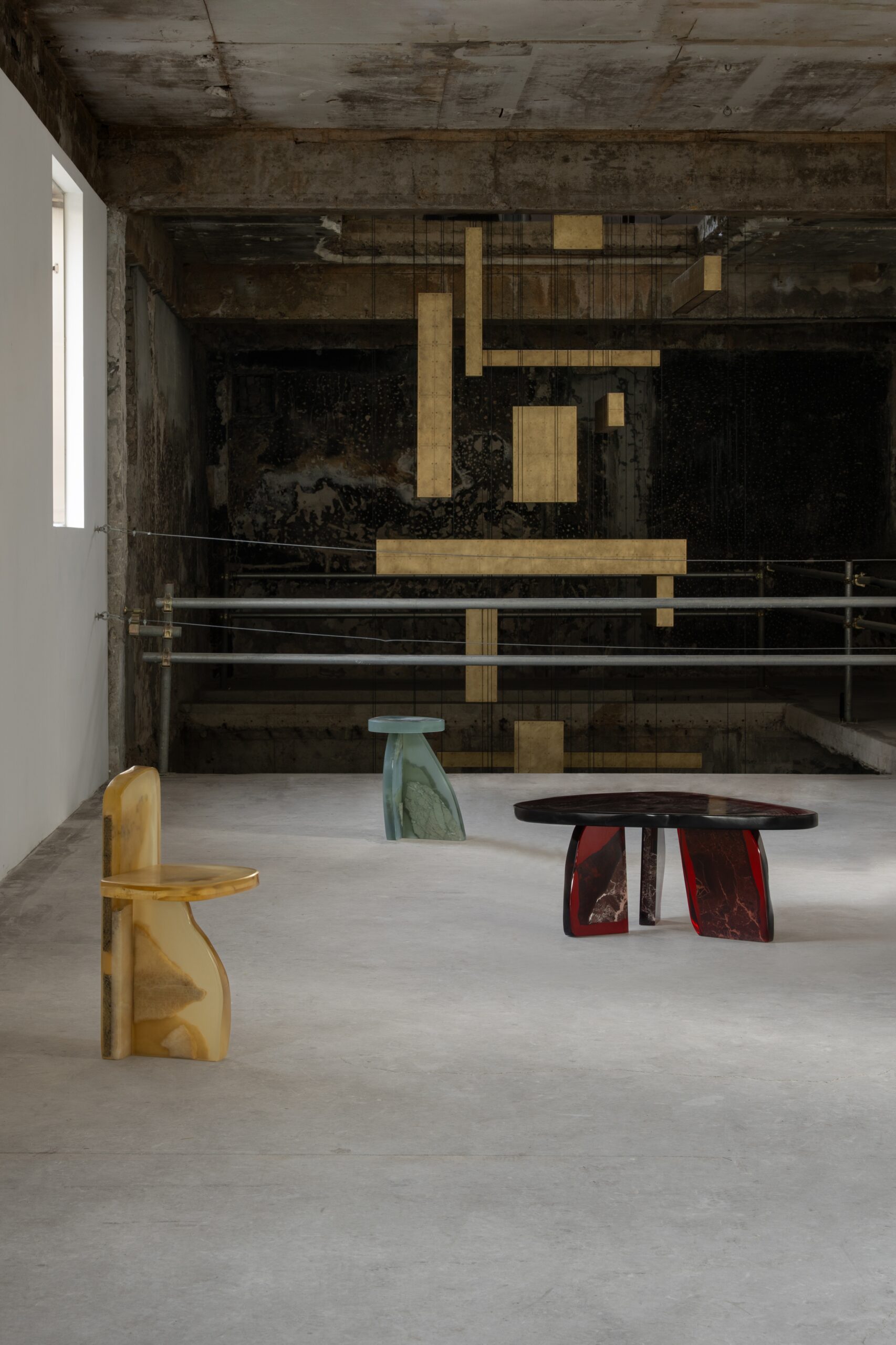 Fragment Side Table in Resin & Marble by Fict Studio 9