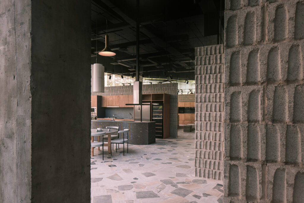 Lim Shing Hui L Architects 01