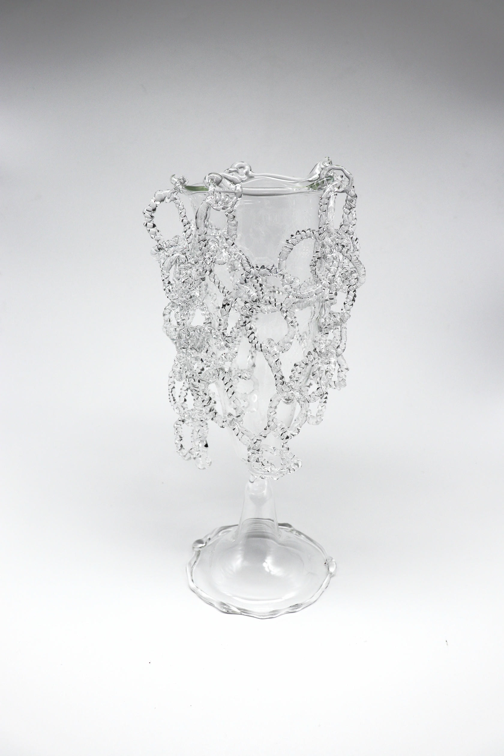 Loop Series Chain 02 in Borosilicate Glass by Studio Chacha 2
