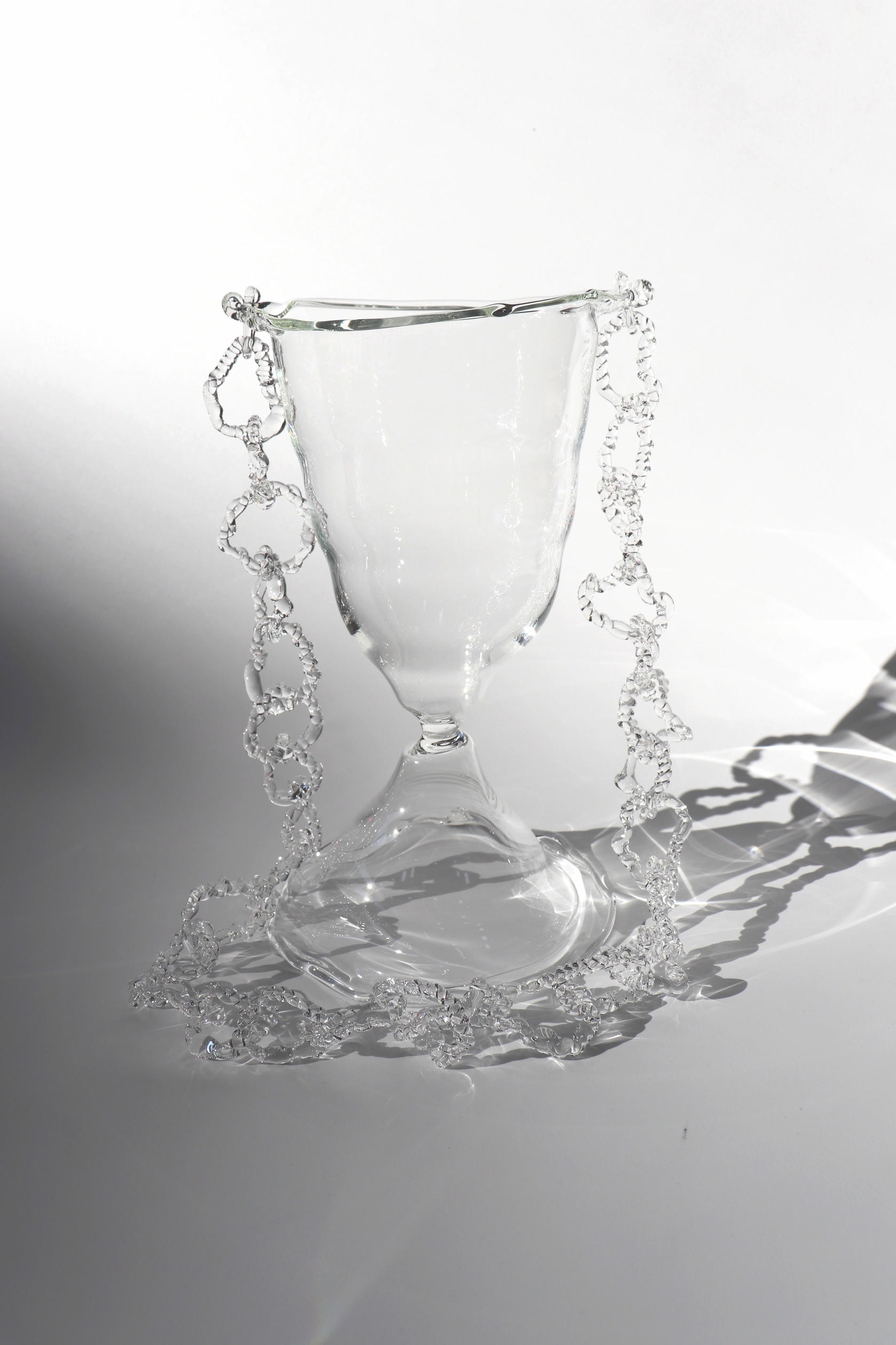Loop Series Chain in Borosilicate Glass by Studio Chacha 2