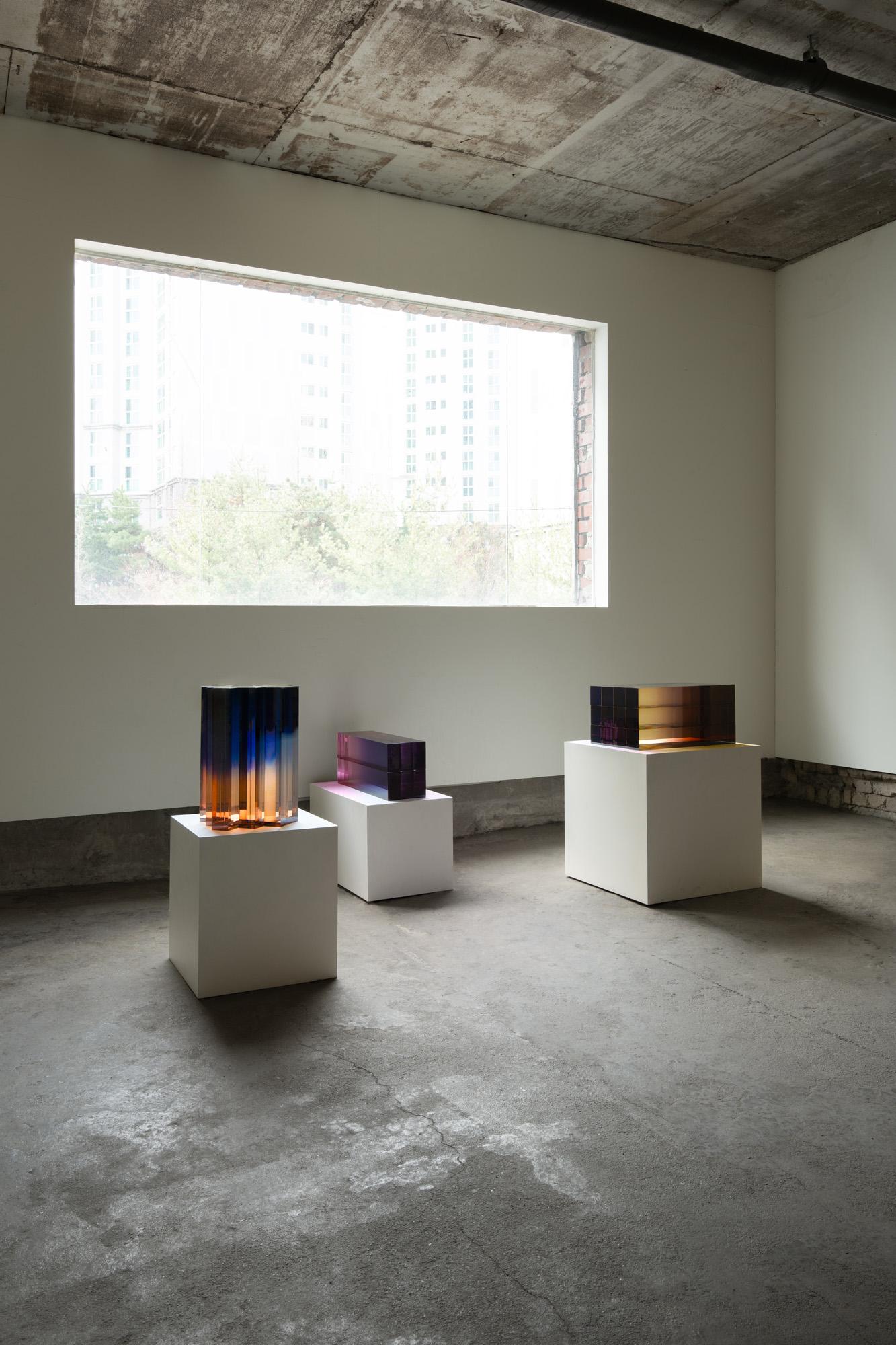 Object Floor Installation in Colored Resin Marble by Saerom Yoon 2