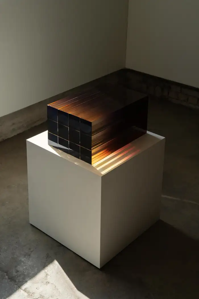 Object Floor Installation in Colored Resin by Saerom Yoon 6 1
