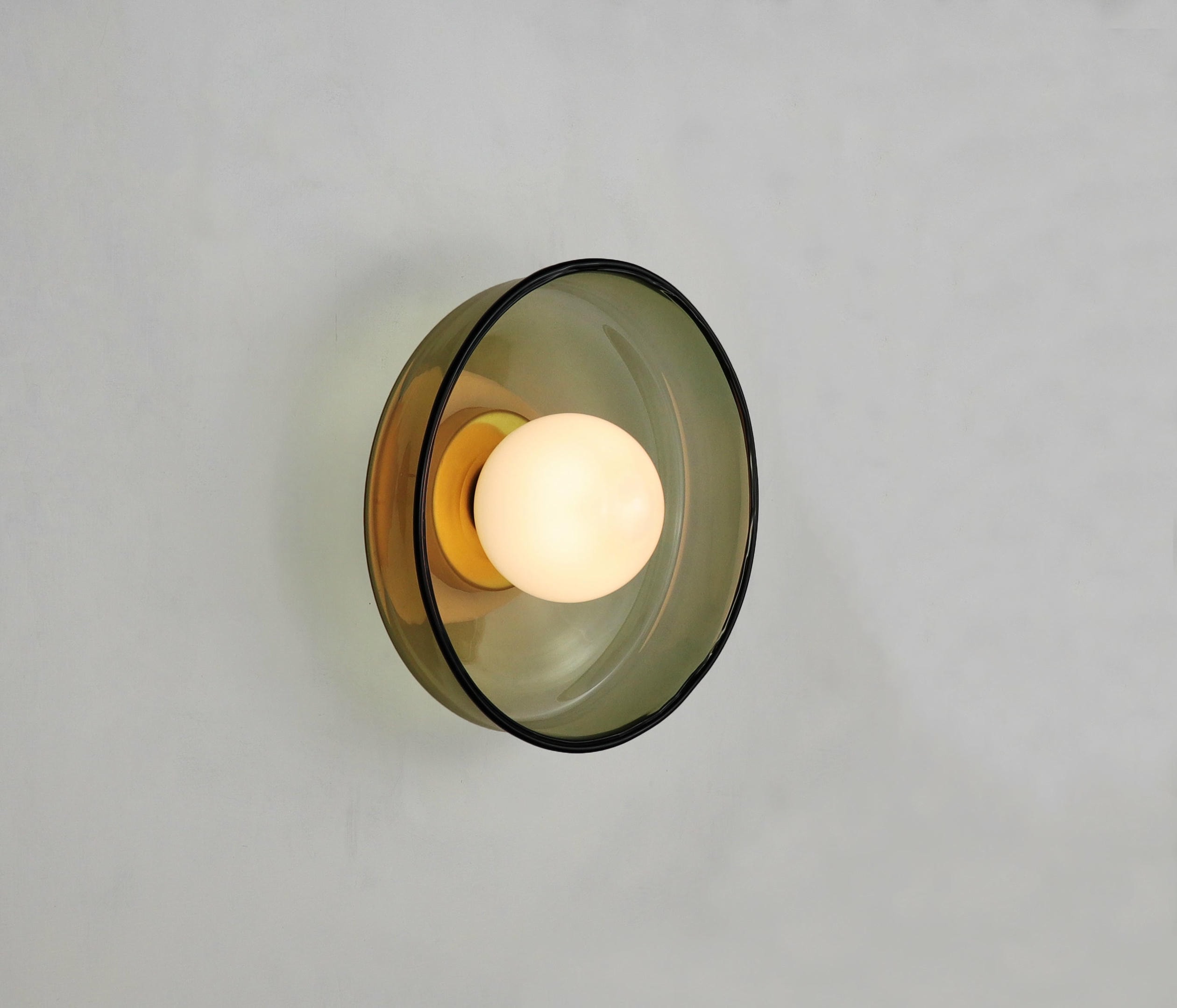 Light Object 0302 Wall Lamp in Waxed Brass by Naama Hofman 6