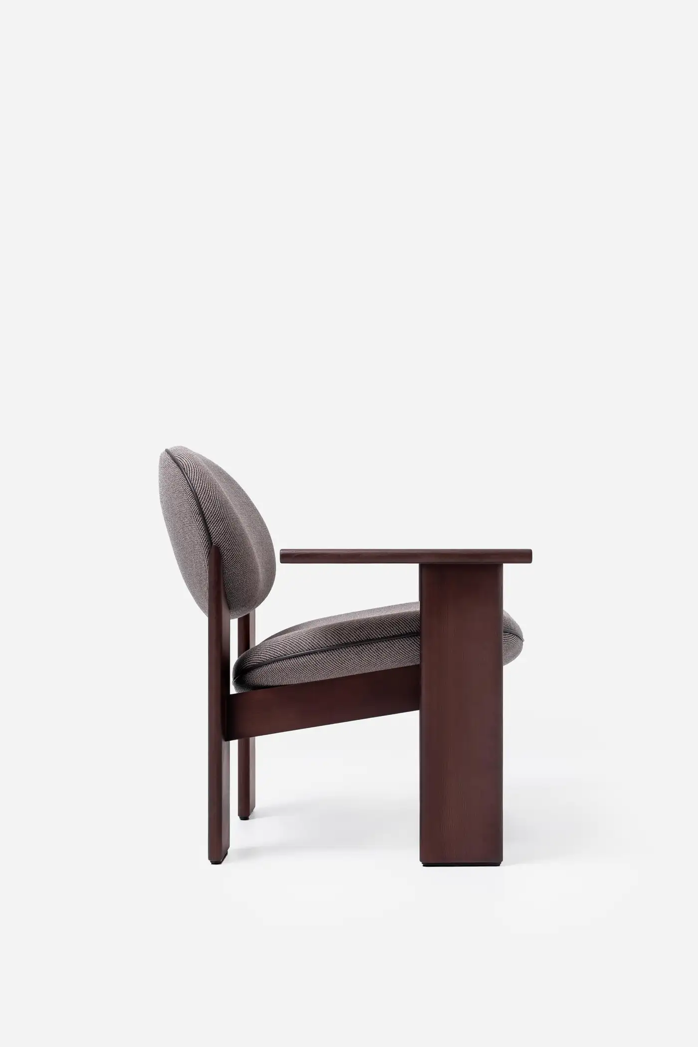 Archipen Lounge Chair by NOOM 13