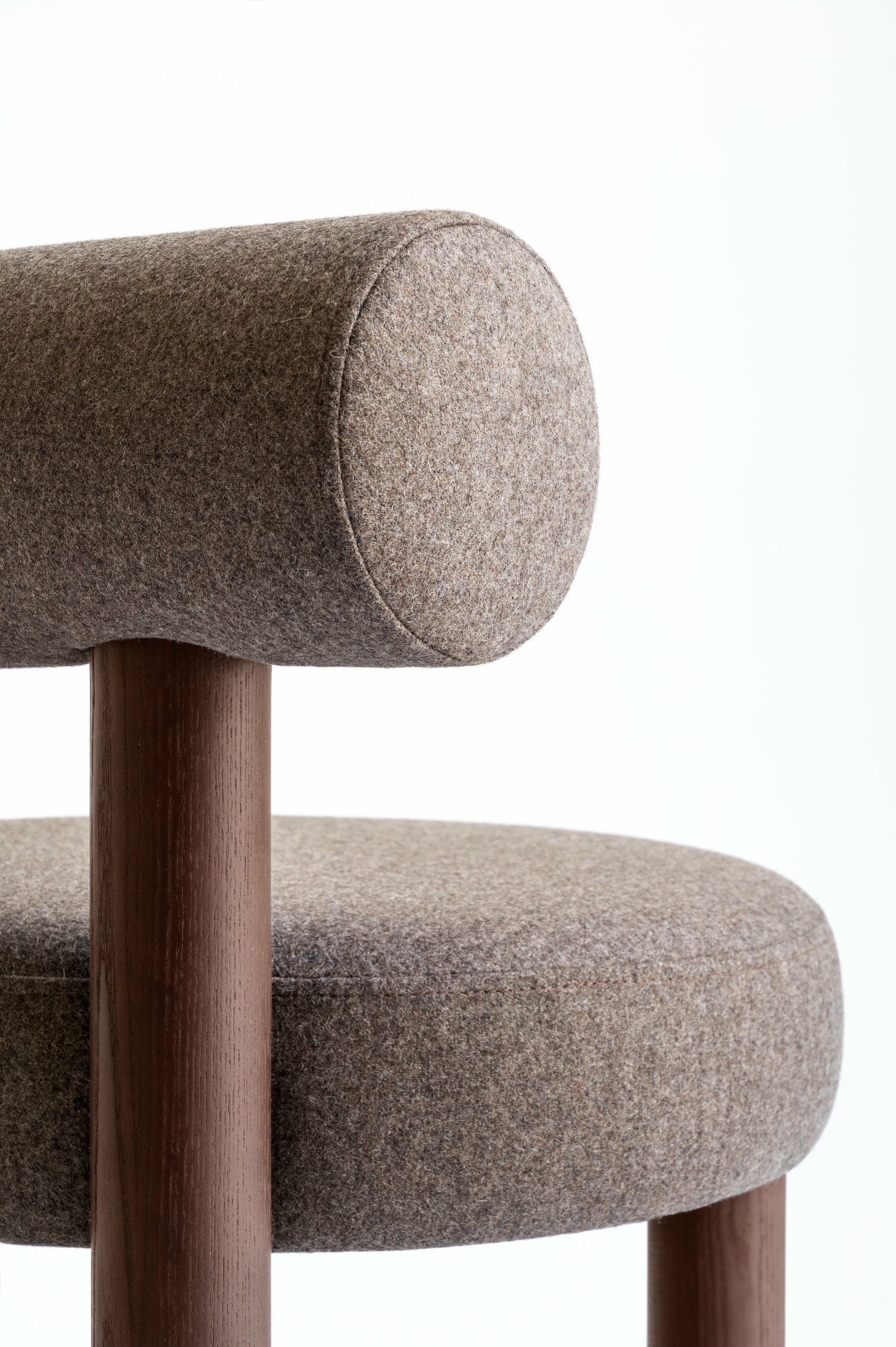 Baloo Boucle Gropius Counter Chair CS2 by NOOM 10