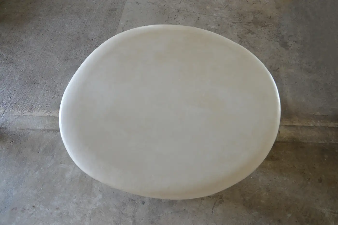Elefante Unique Round Coffee Table in Cement by Studio Noon 4