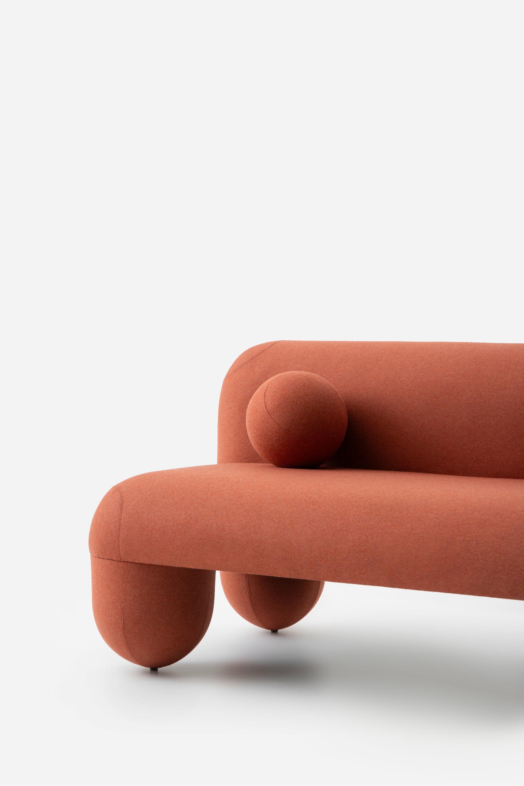 Hello Sofa by NOOM 7
